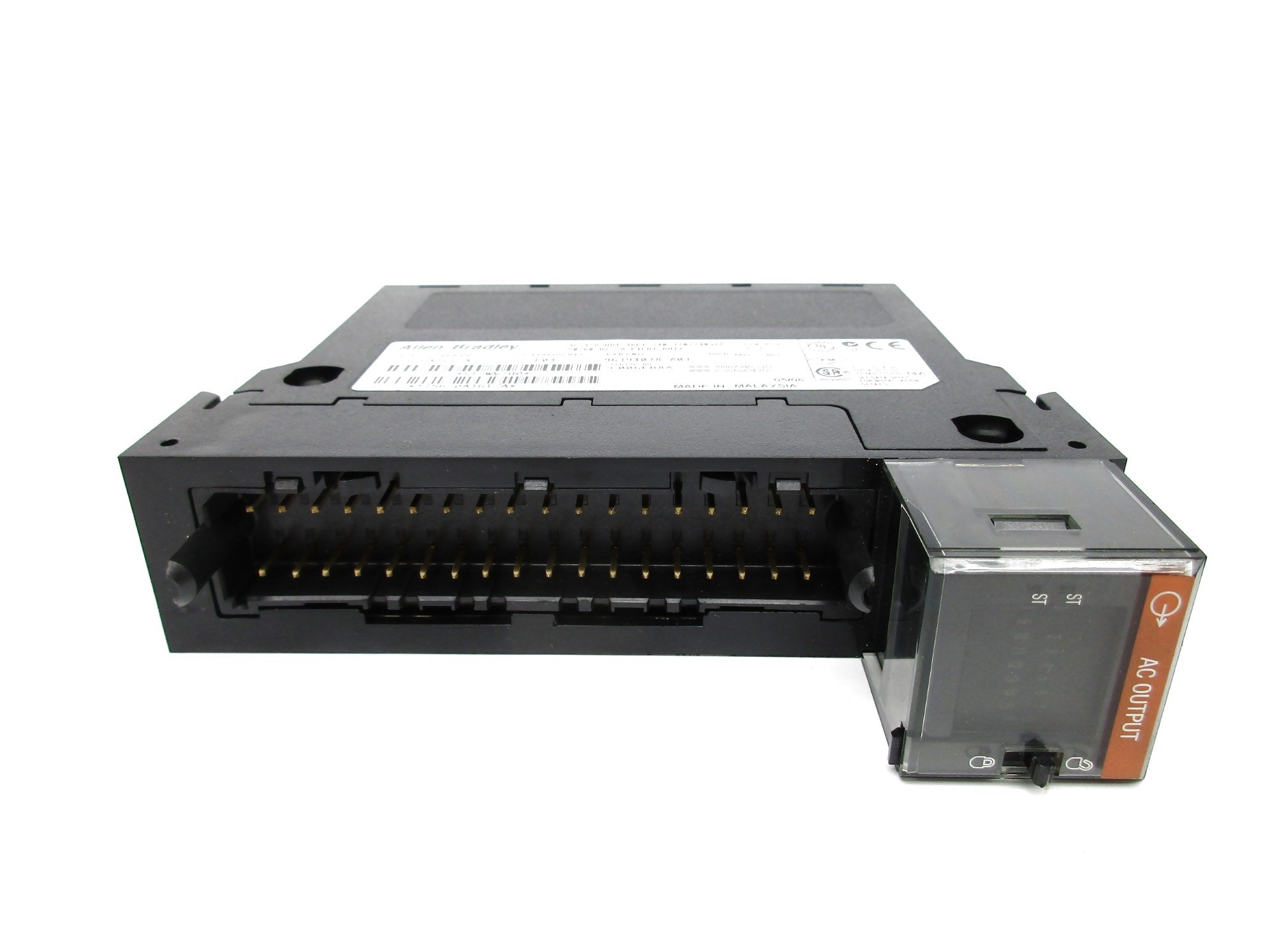ALLEN BRADLEY 1756-OA16I SER. A F/W 2.1 NSNP