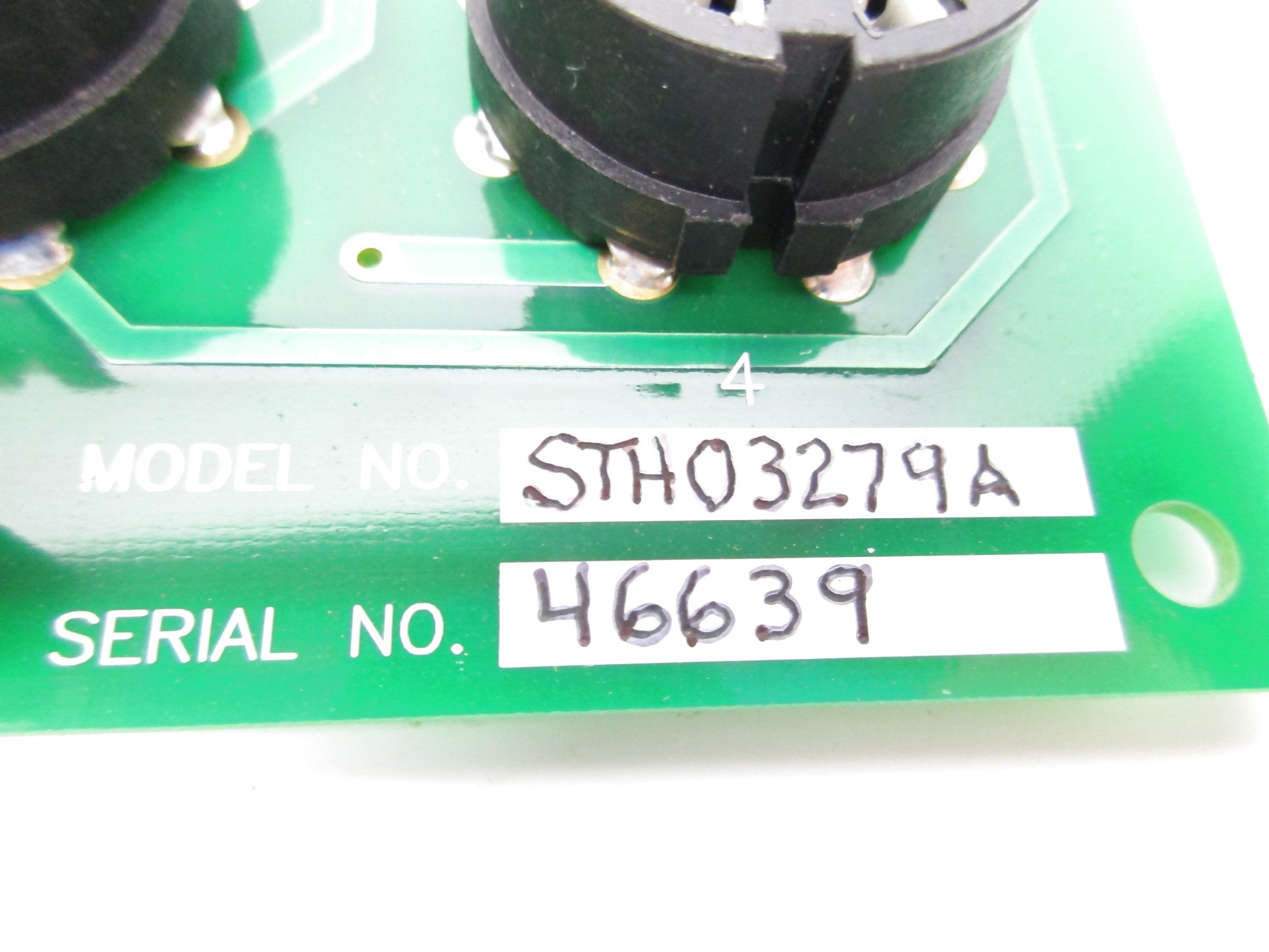 TWR LIGHTING STH03279A E01-018 NSNP