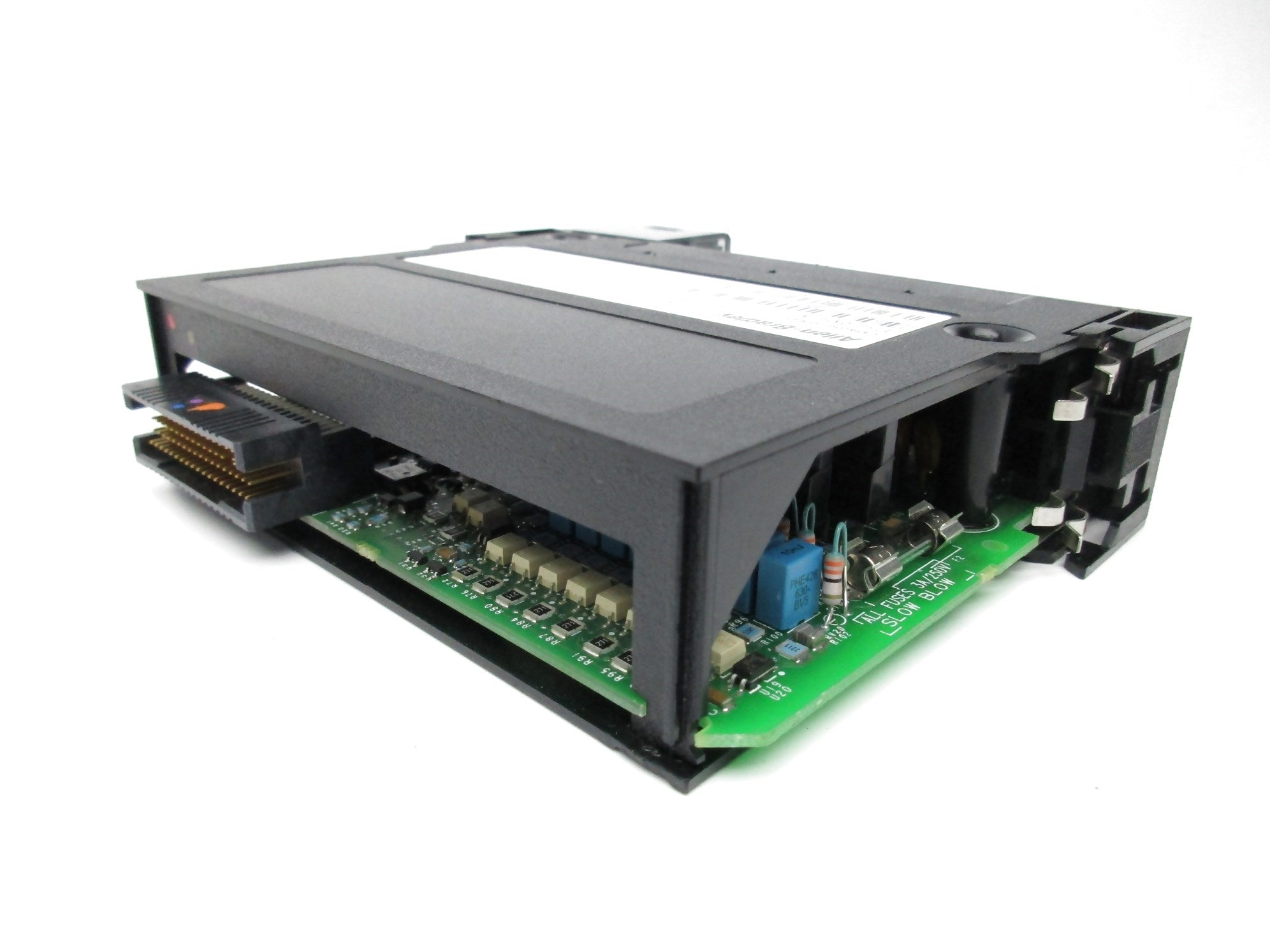 ALLEN BRADLEY 1756-OA16 SER. A 120/240VAC F/W 3.2  NSMP