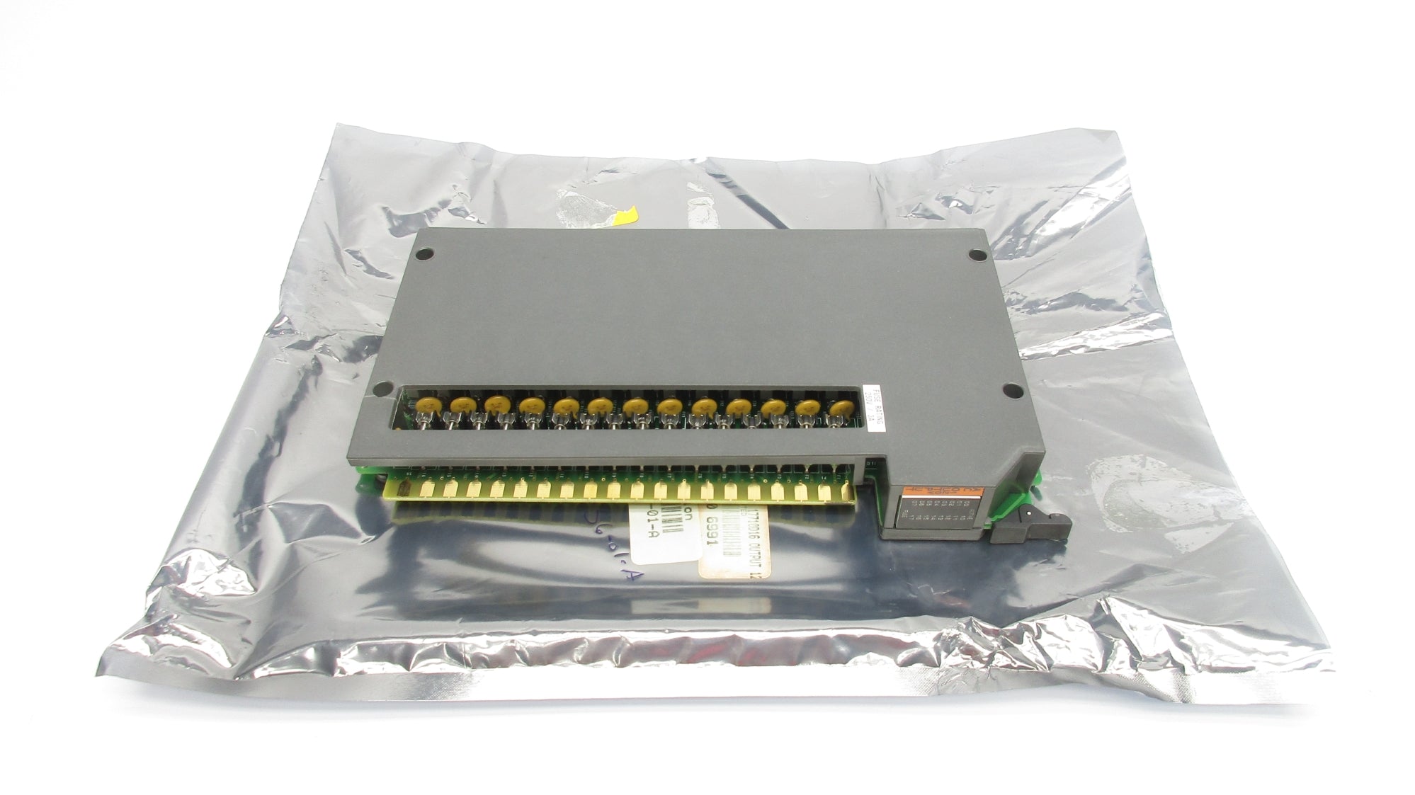 ALLEN BRADLEY 1771-OD16 SER. B 120VAC NSNP