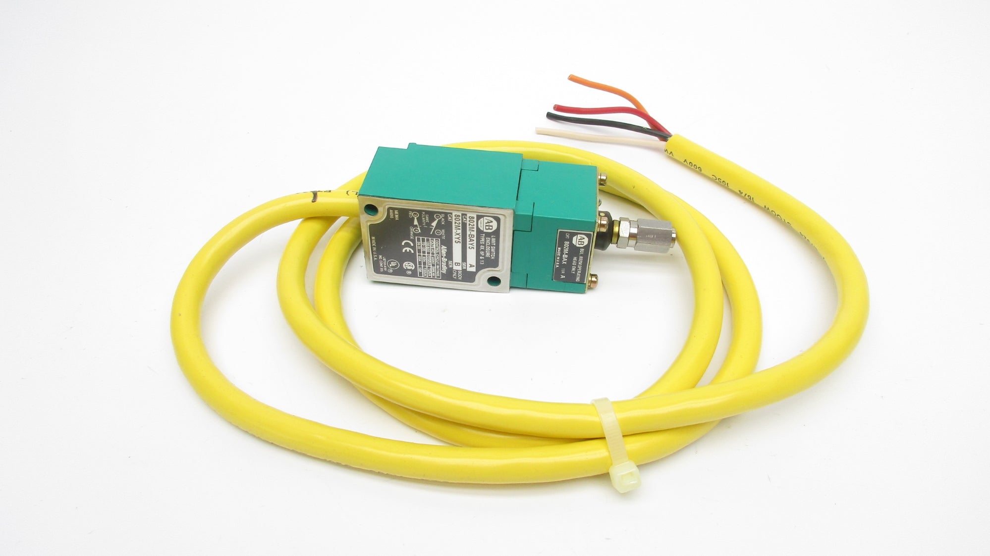 ALLEN BRADLEY 802M-BAY5 SER. A (BR/WH) NSMP