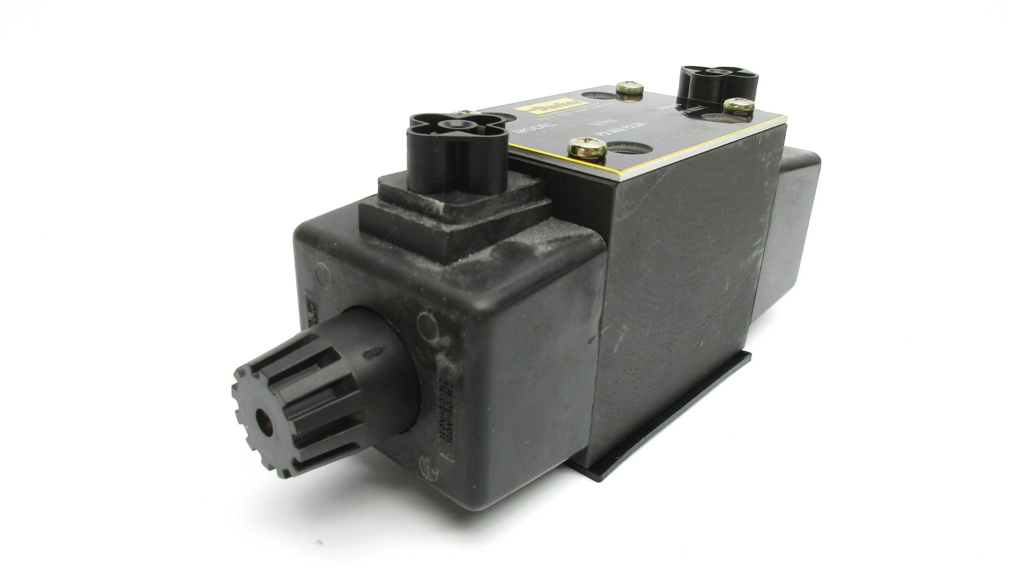 PARKER D3W4CNYW 110/120V 0.72-0.80A 5000PSI NSMP