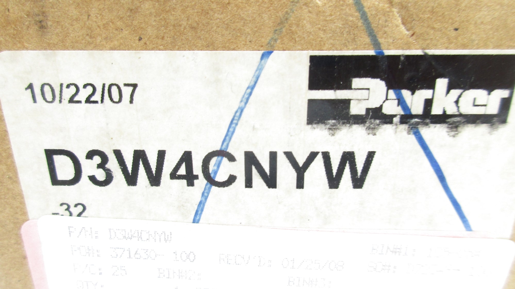 PARKER D3W4CNYW 110/120V 0.72-0.80A 5000PSI NSMP