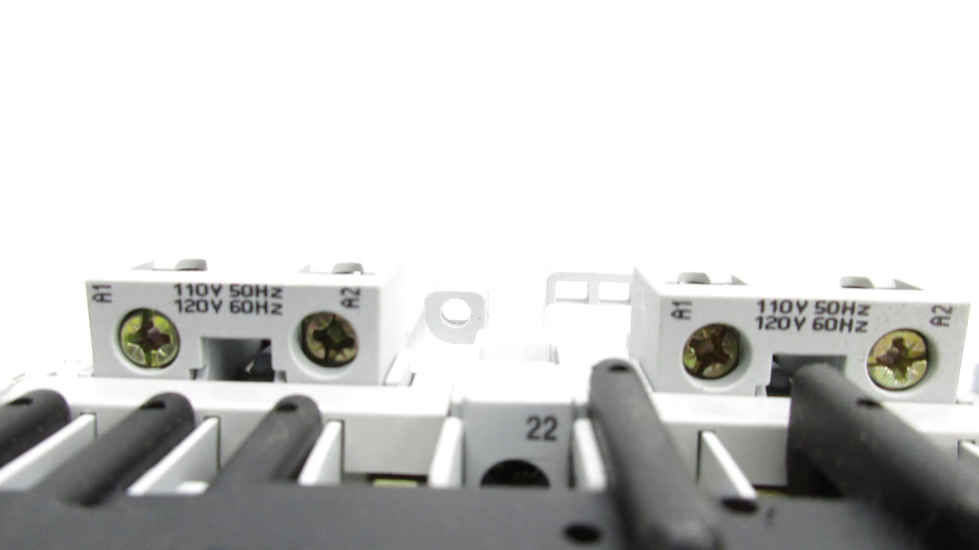 ALLEN BRADLEY 104-C16D22 SER. B 110/50 120/60 UNMP