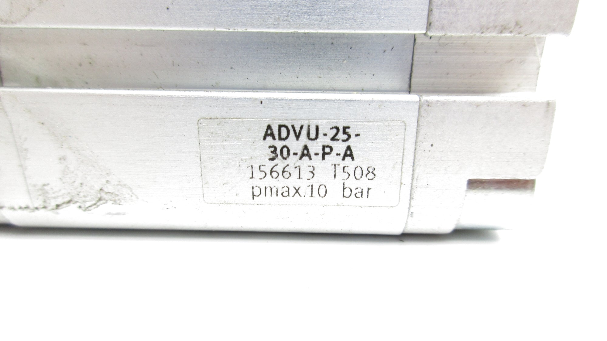 FESTO ADVU-25-30-A-P-A UNMP