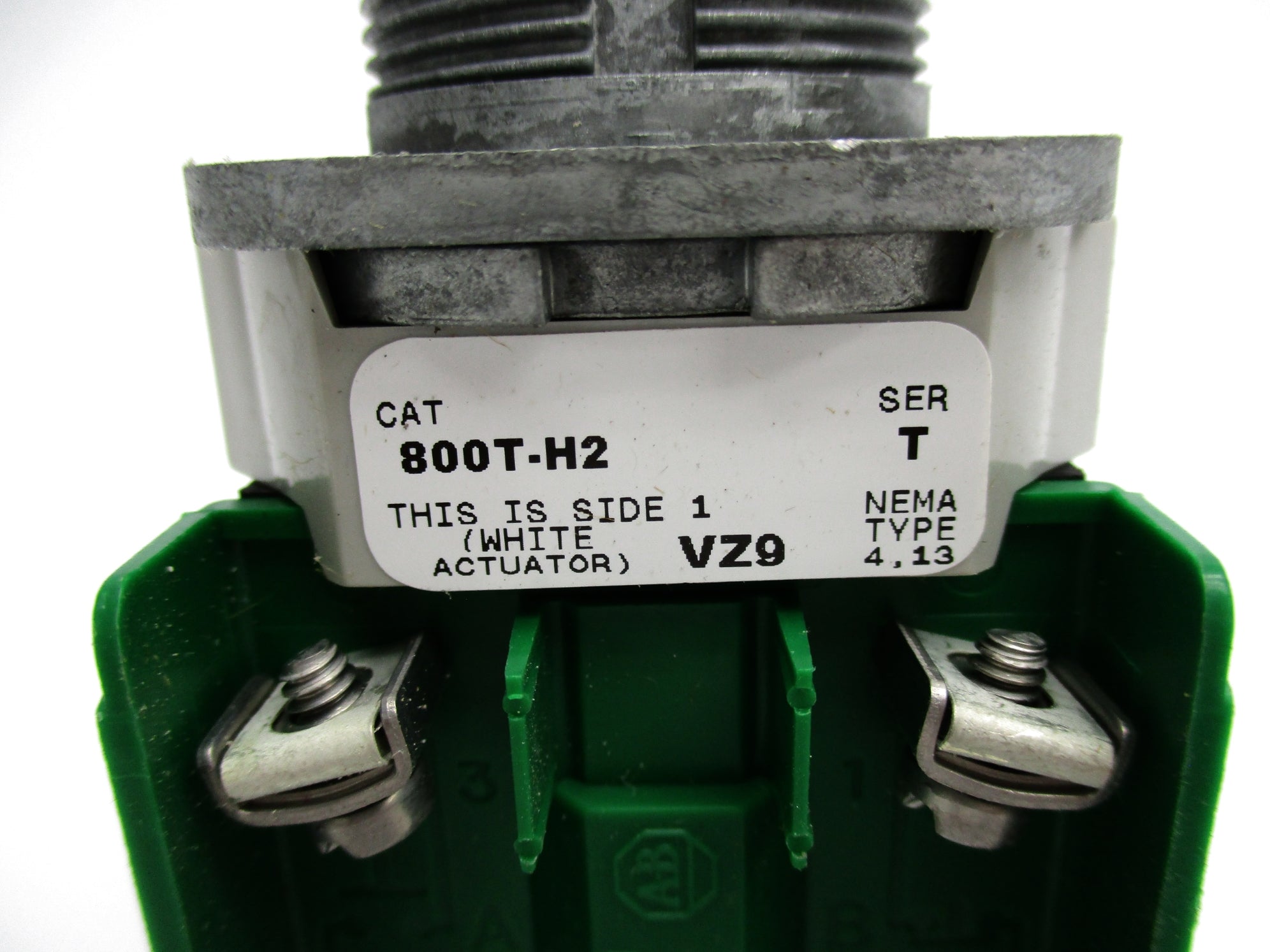 ALLEN BRADLEY 800T-H2 SER. T 800T-XAP SER. F (AS PICTURED) NSNP
