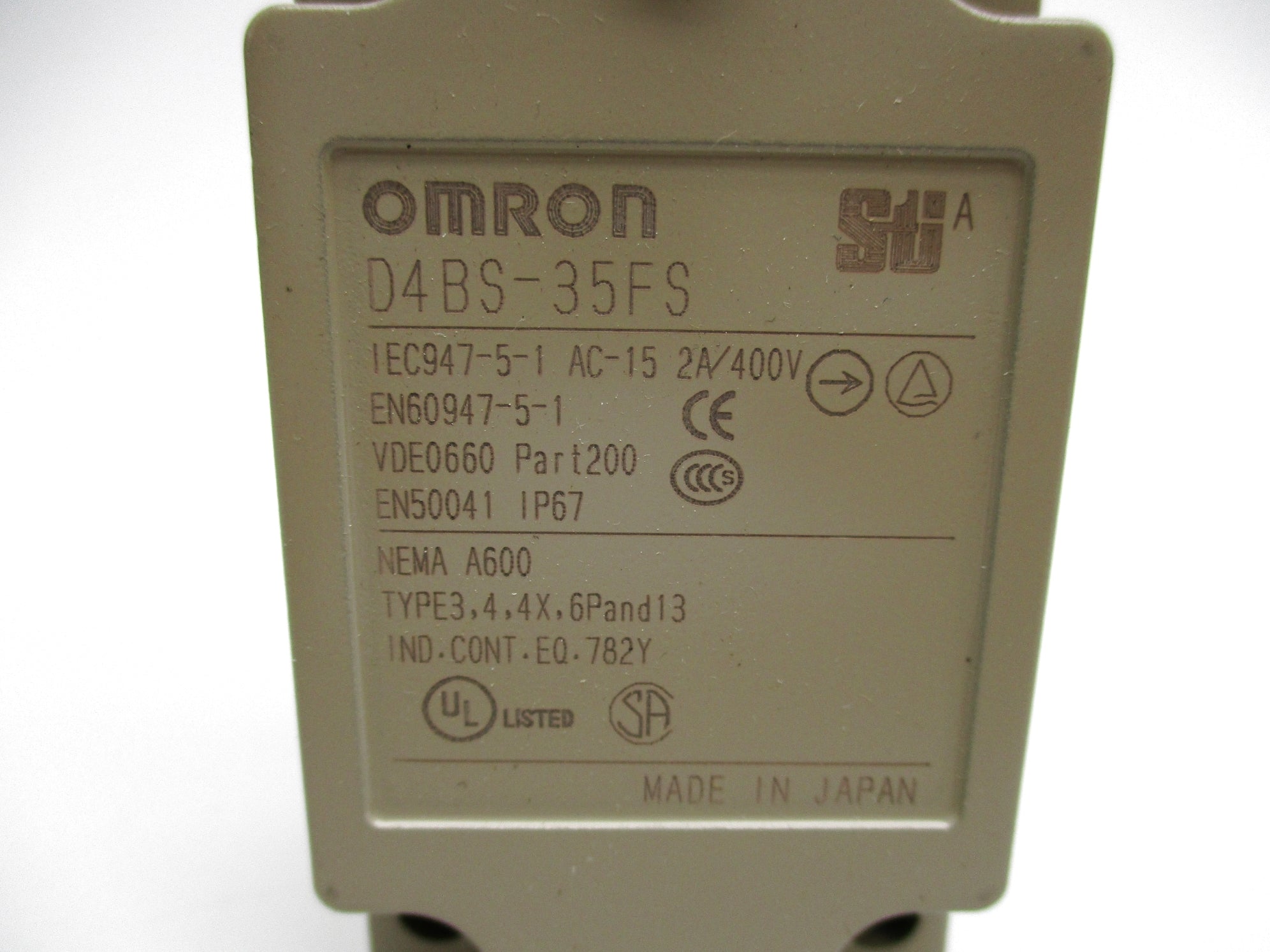 OMRON D4BS-35FS 400V 2A NSMP