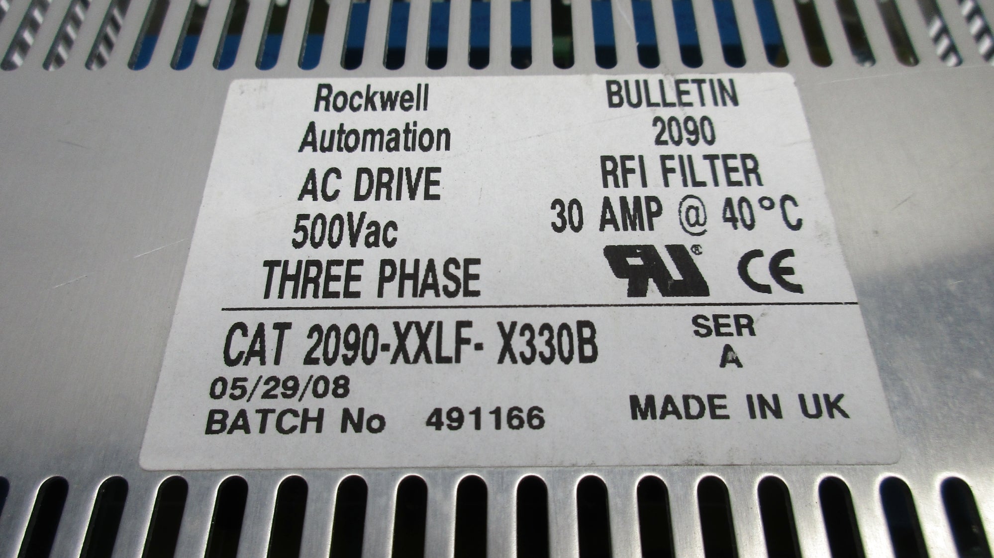 ROCKWELL AUTOMATION 2090-XXLF-X330B SER. B UNMP