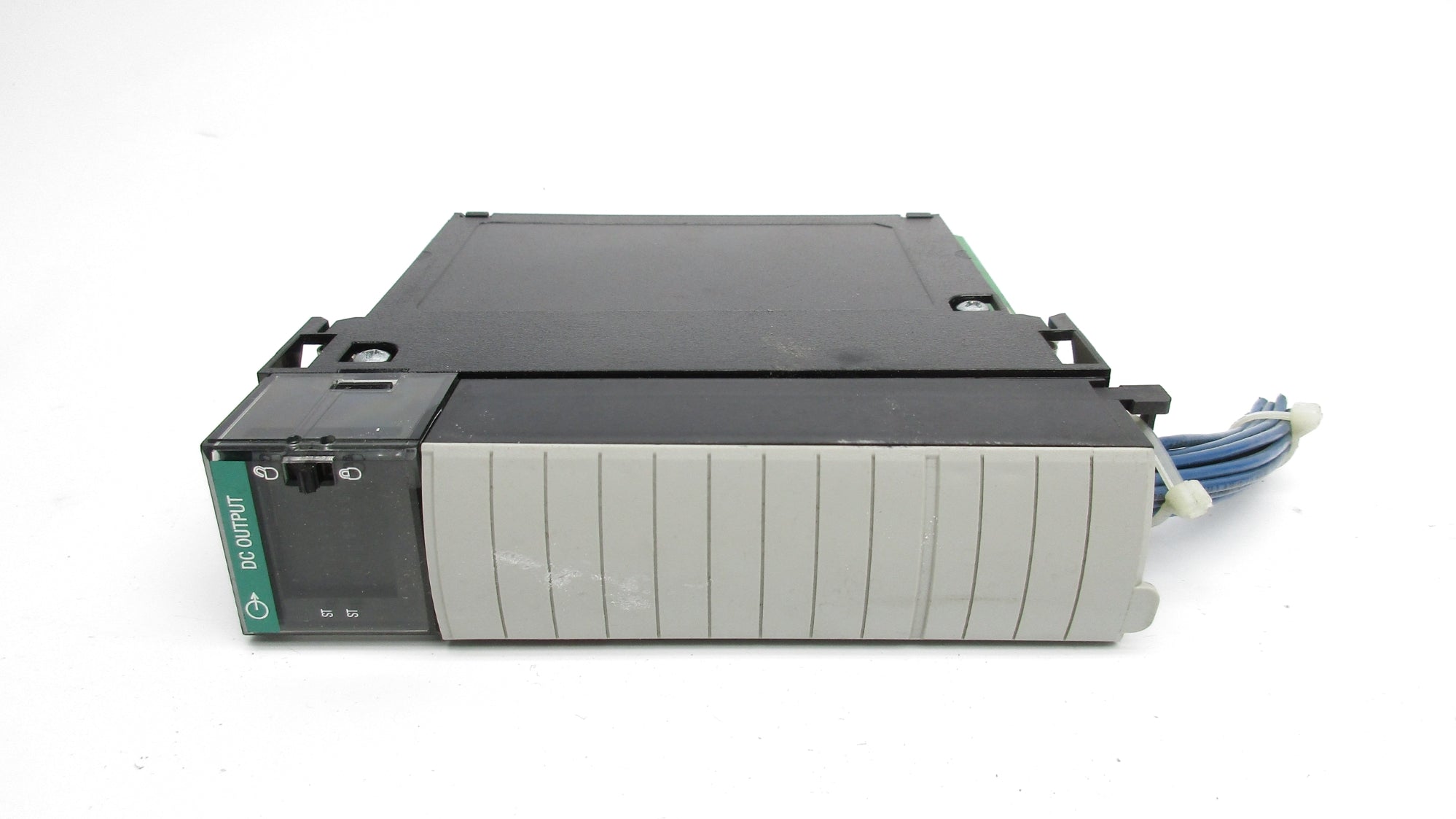 ALLEN BRADLEY 1756-OB16I SER. A F/W 3.2 UNMP