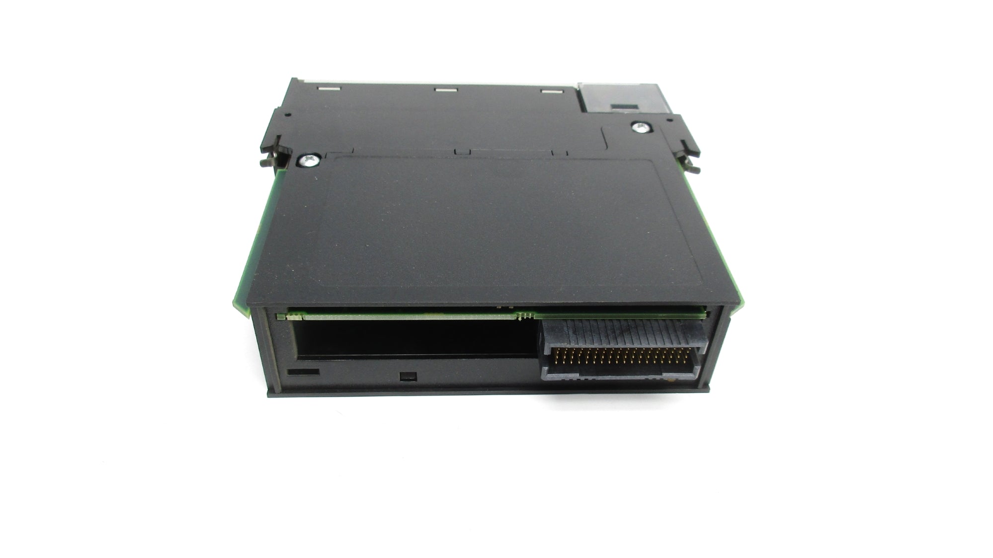 ALLEN BRADLEY 1756-M16SE SER. A F/W 15.37 UNMP