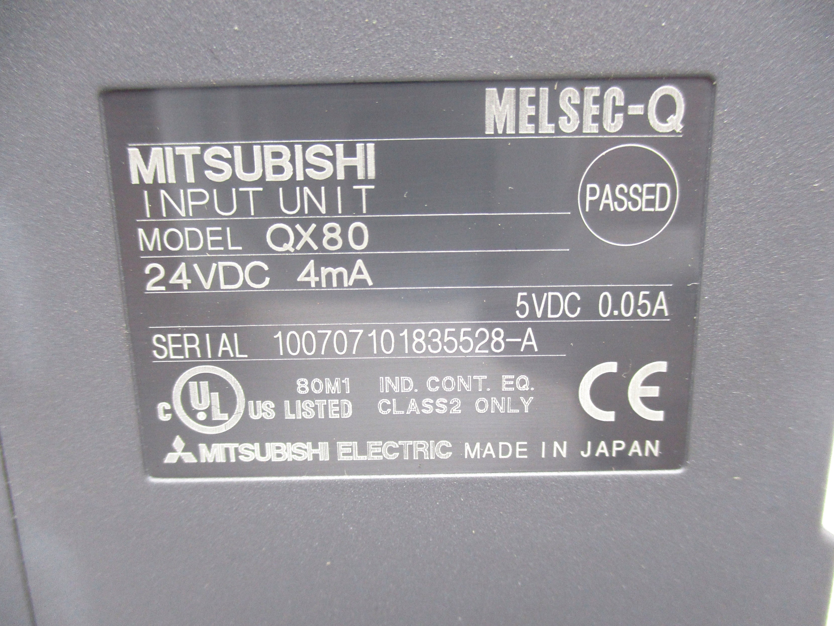 MITSUBISHI QX80 UNMP