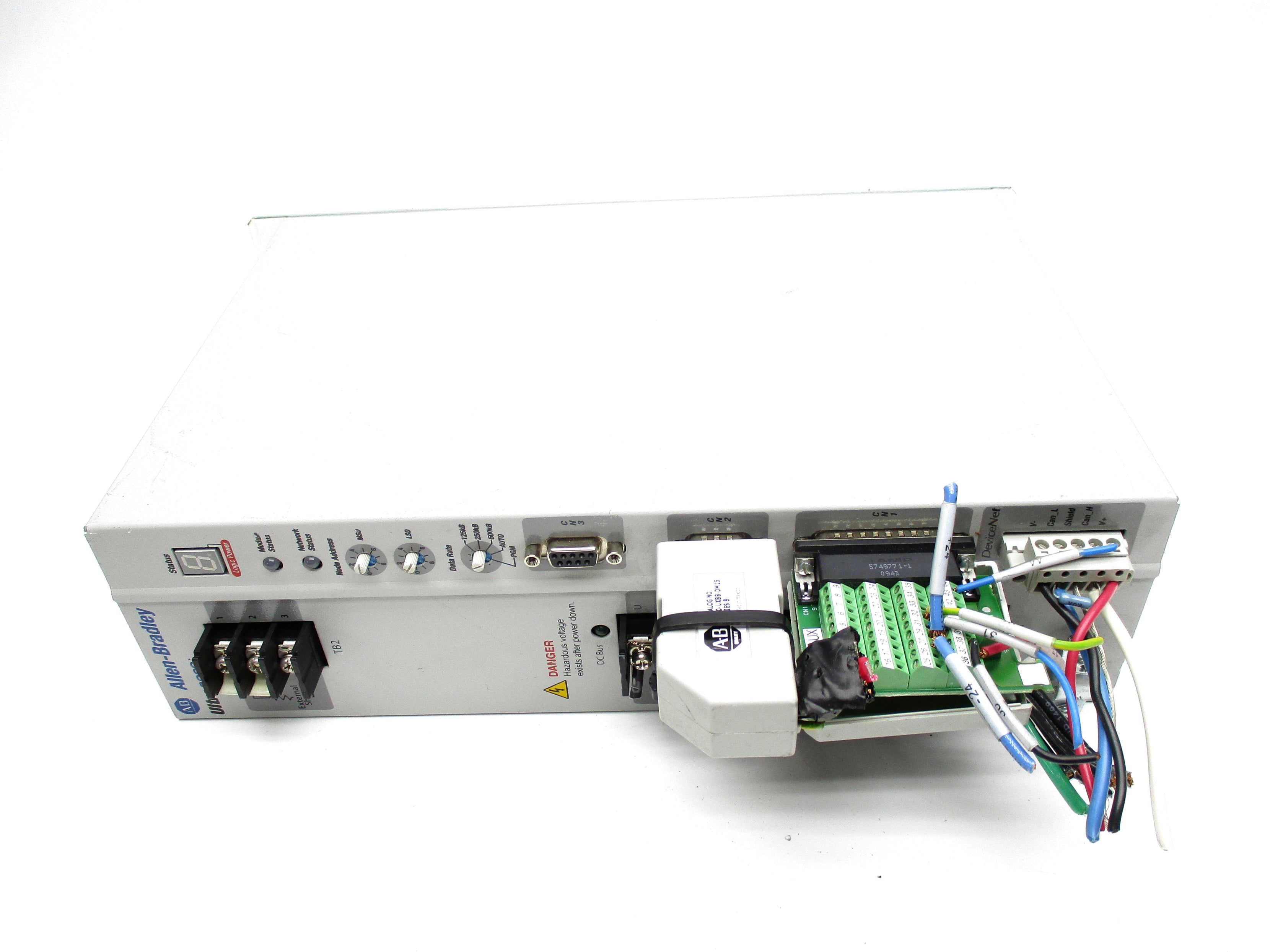 ALLEN BRADLEY 2098-DSD-030X-DN SER. B F/W V1.53 UNMP