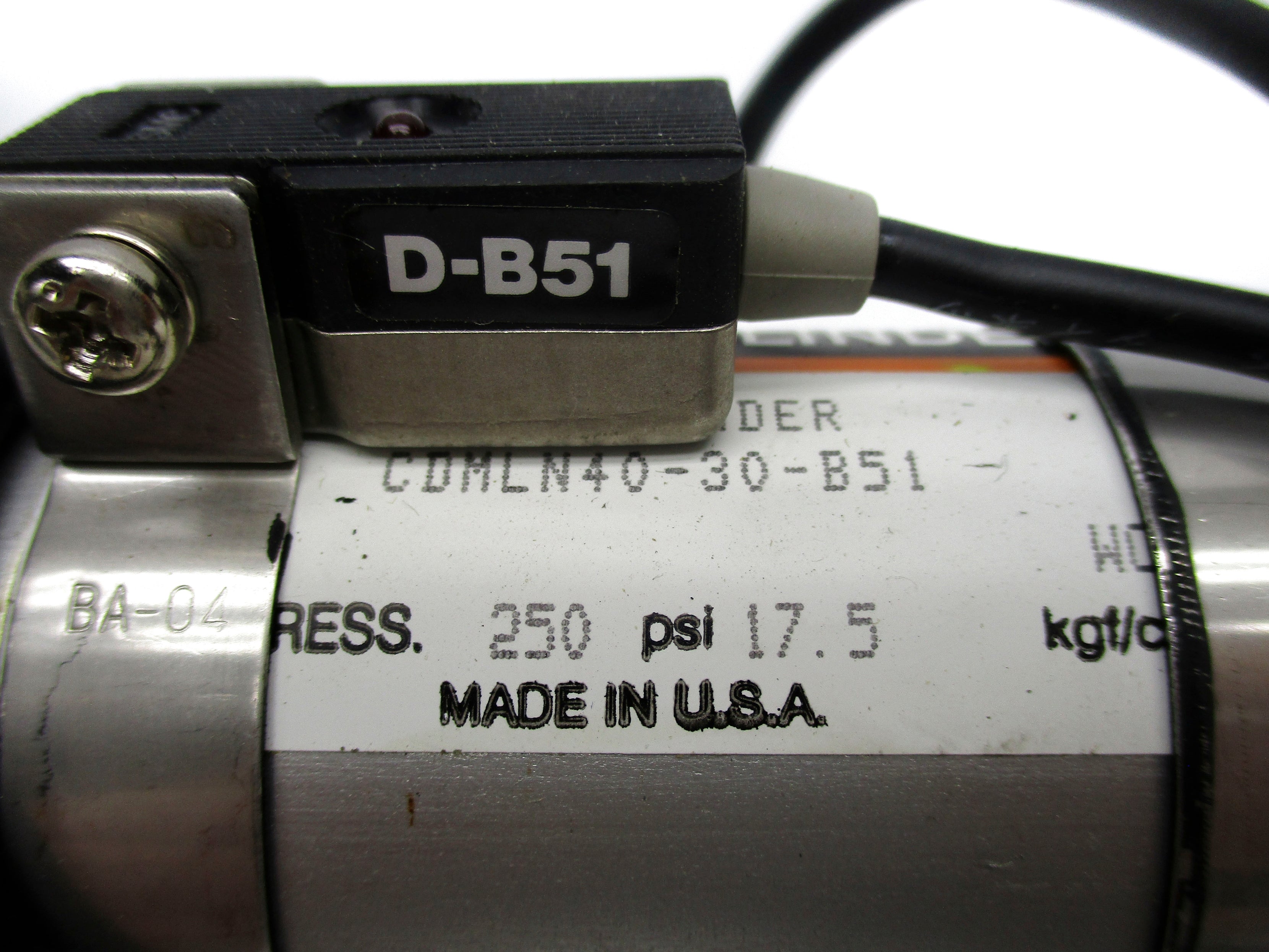 SMC CDMLN40-30-B51 17.5PSI NSNP