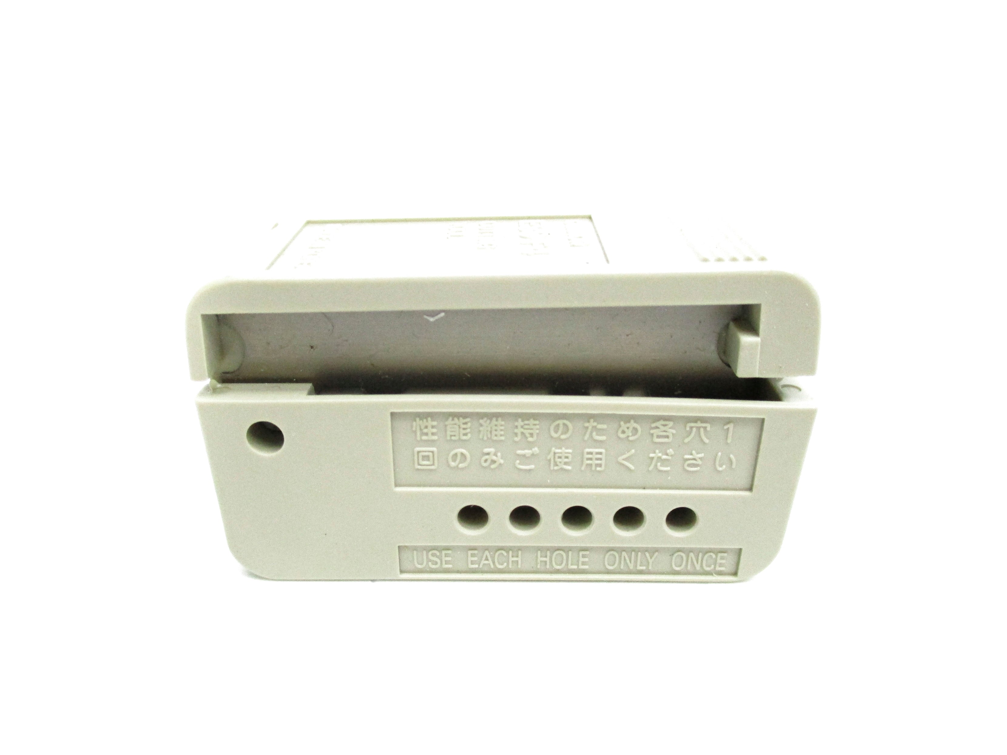 OMRON E39-F4 (AS PICTURED) NSNP