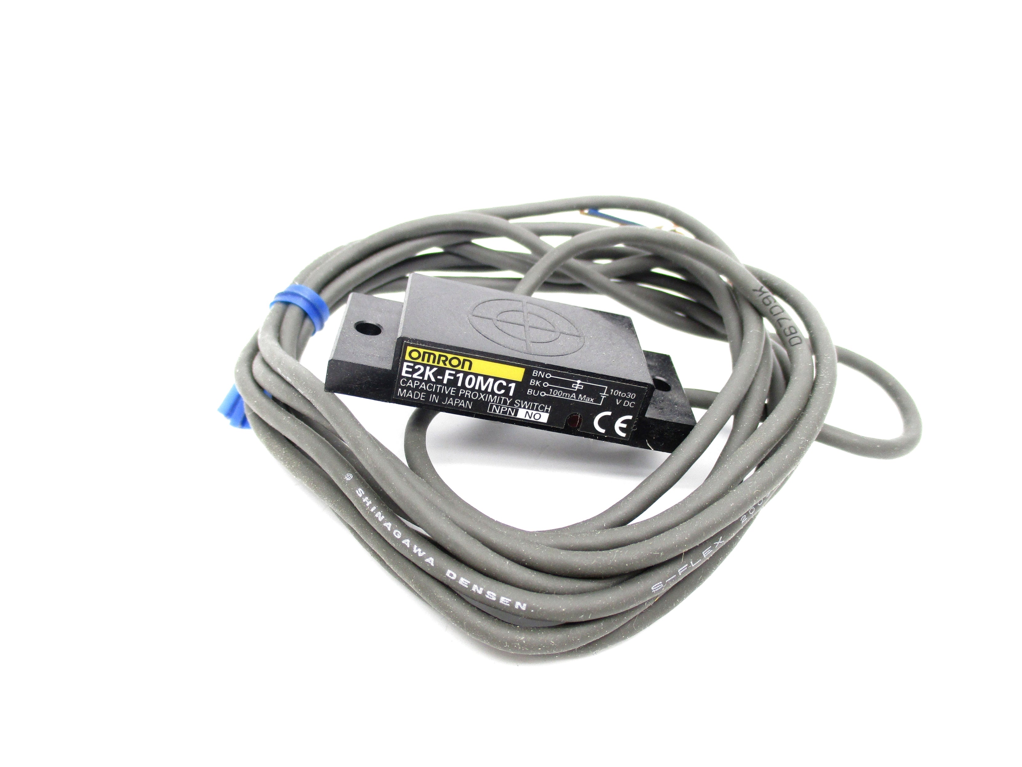 OMRON E2K-F10MC1 10-30VDC 2M NSMP