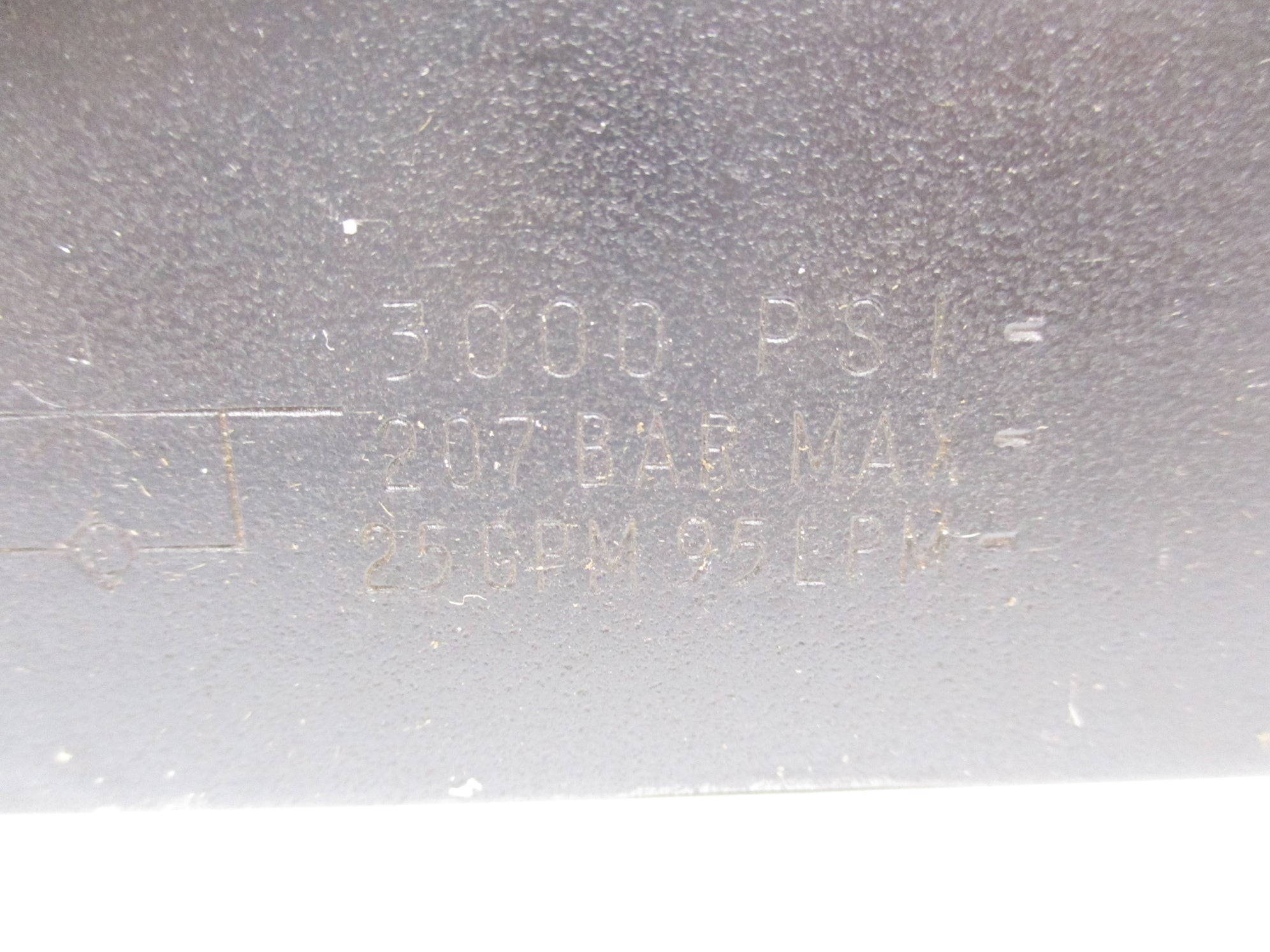 PARKER F1220S-200K 3000PSI NSNP