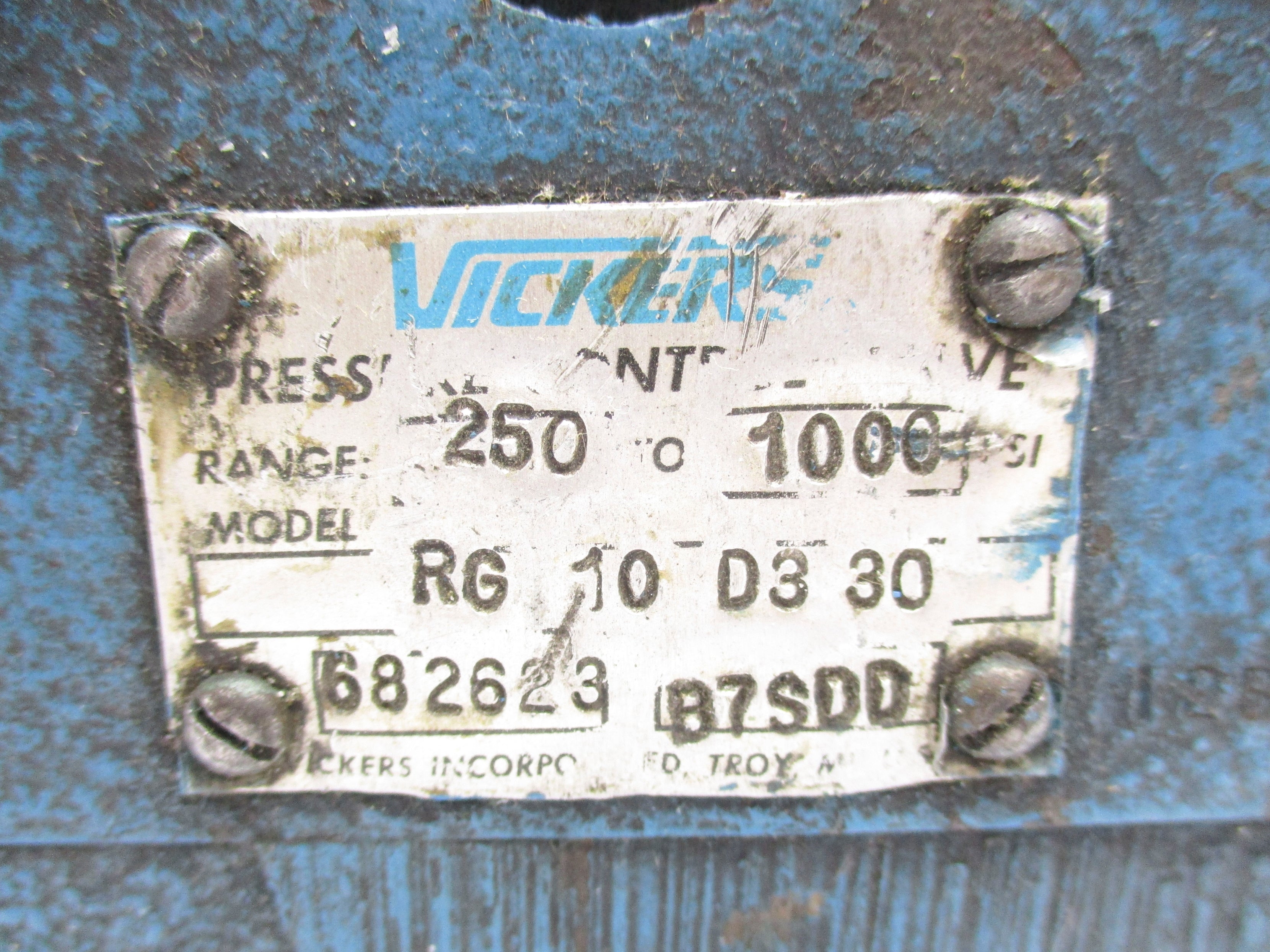 VICKERS RG10D330 682623 250-1000PSI UNMP