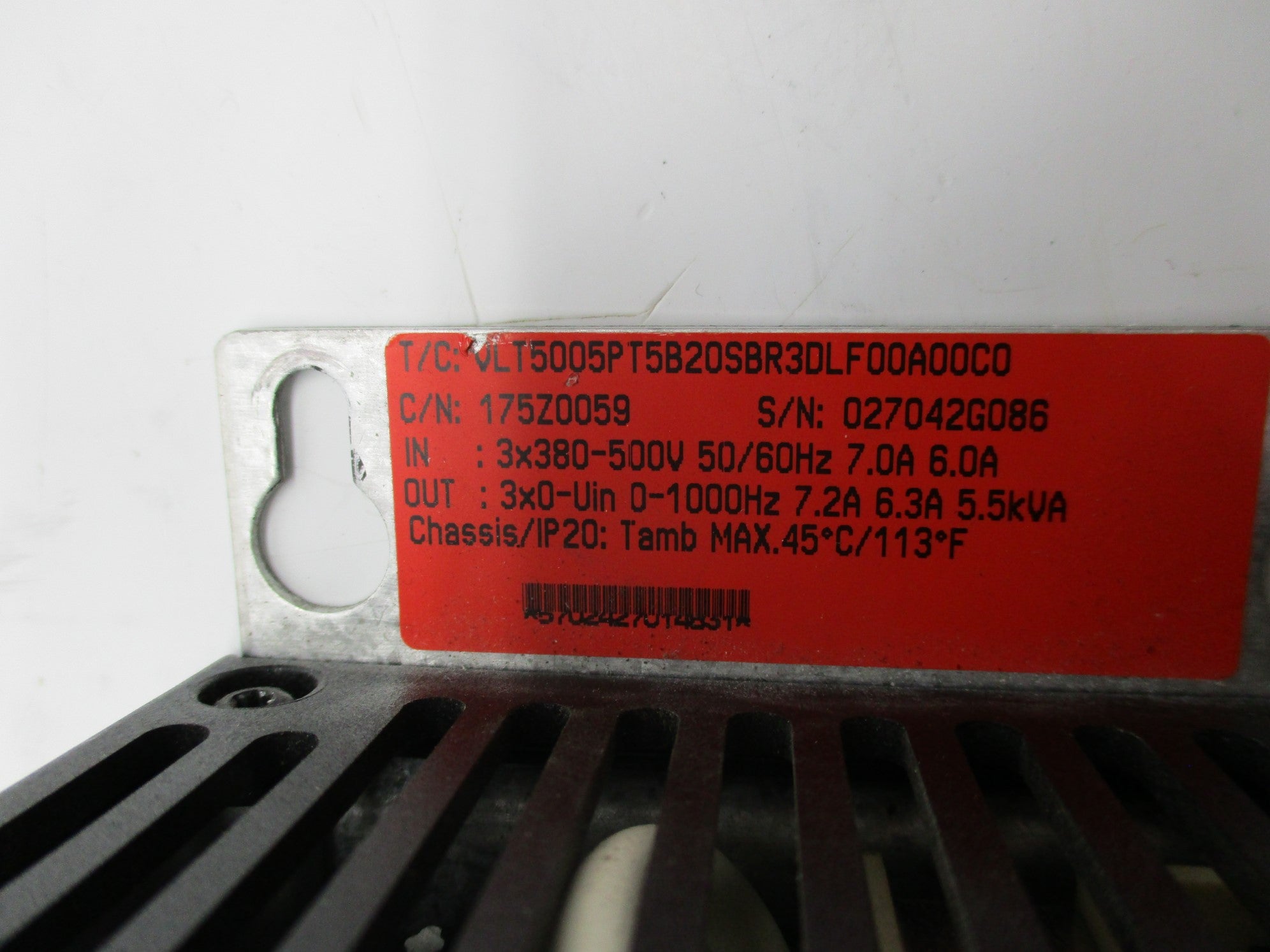 DANFOSS VLT5000 VLT5005PT5B20SBR3DLF00A00C0 UNMP