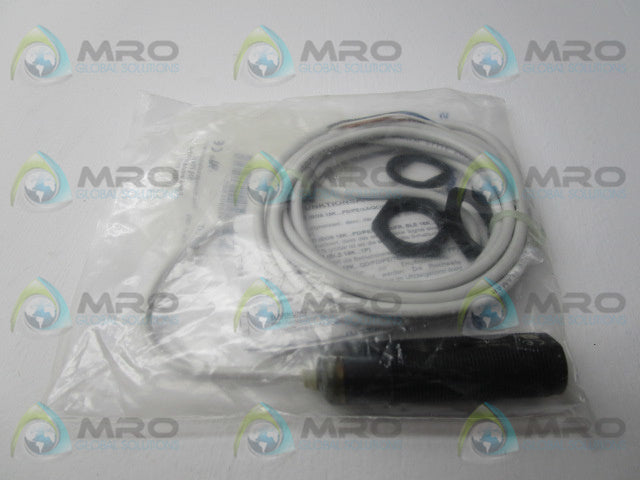 BALLUFF BOS18KF-PA-1XA-C-02 PHOTOELECTRIC SENSOR * NEW IN FACTORY BAG *