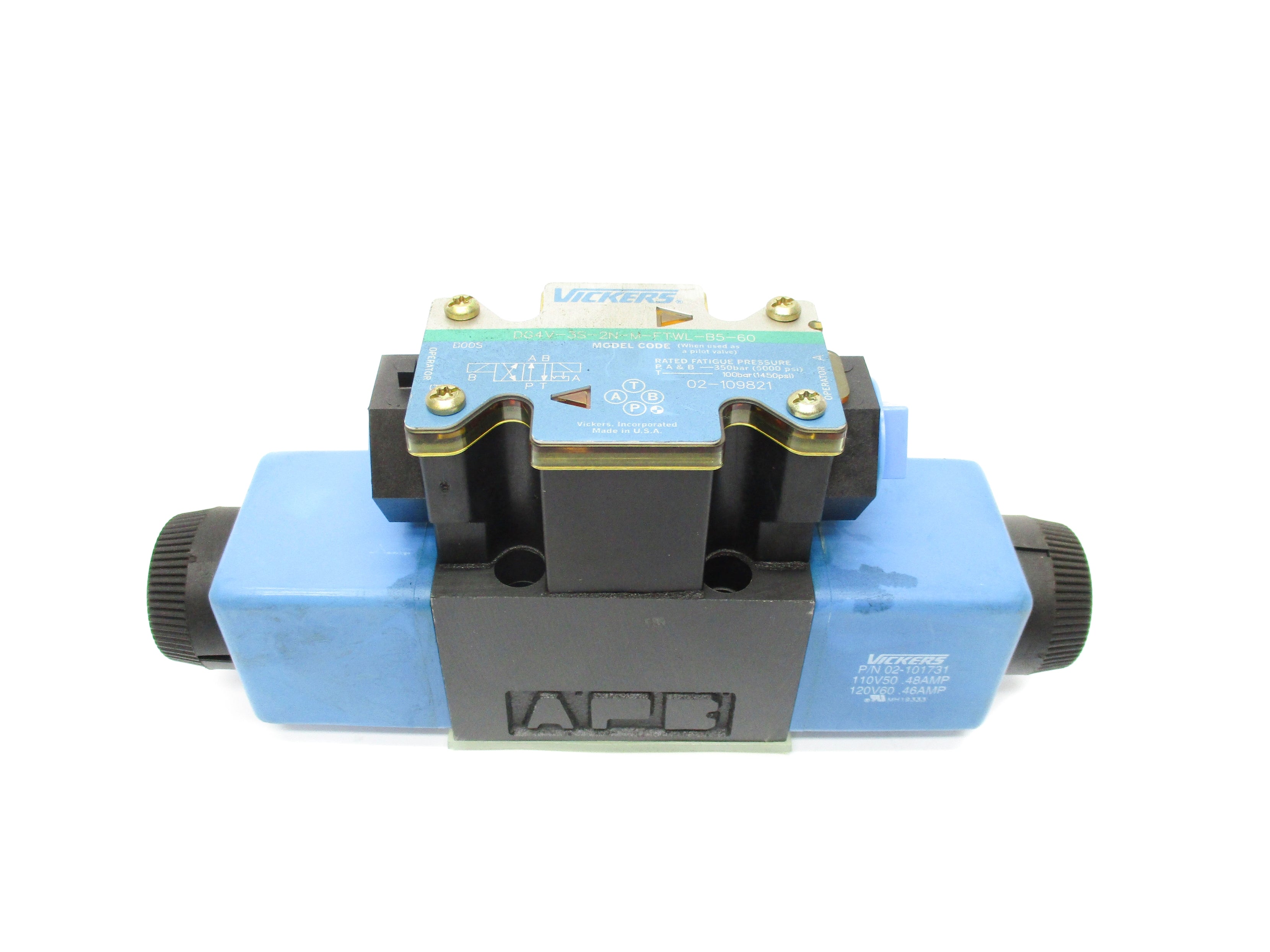 VICKERS DG4V3S2NMFTWLB560 02-109821 5000PSI 110/120V NSNP