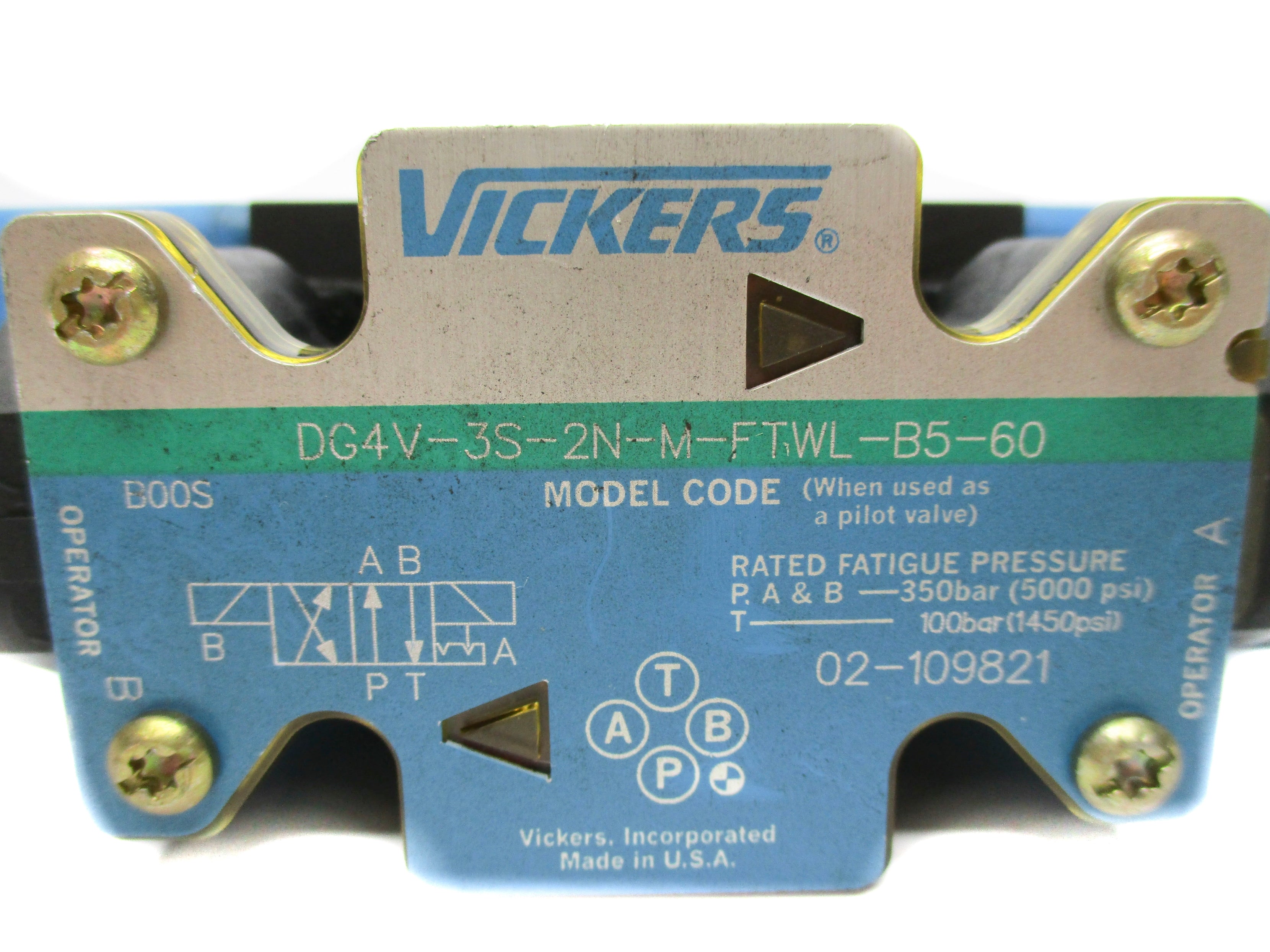 VICKERS DG4V3S2NMFTWLB560 02-109821 5000PSI 110/120V NSNP