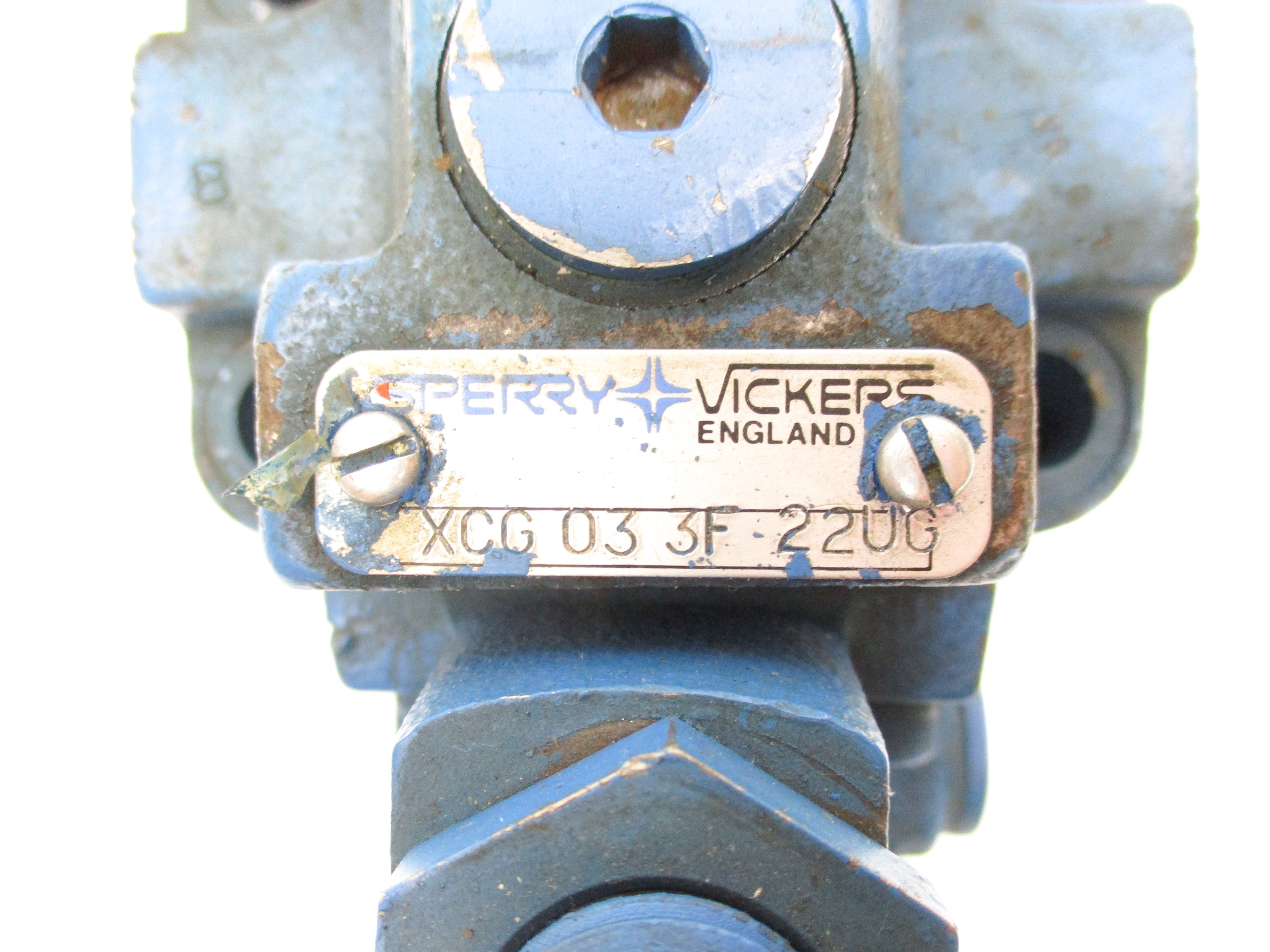 VICKERS XCG033F22UG UNMP