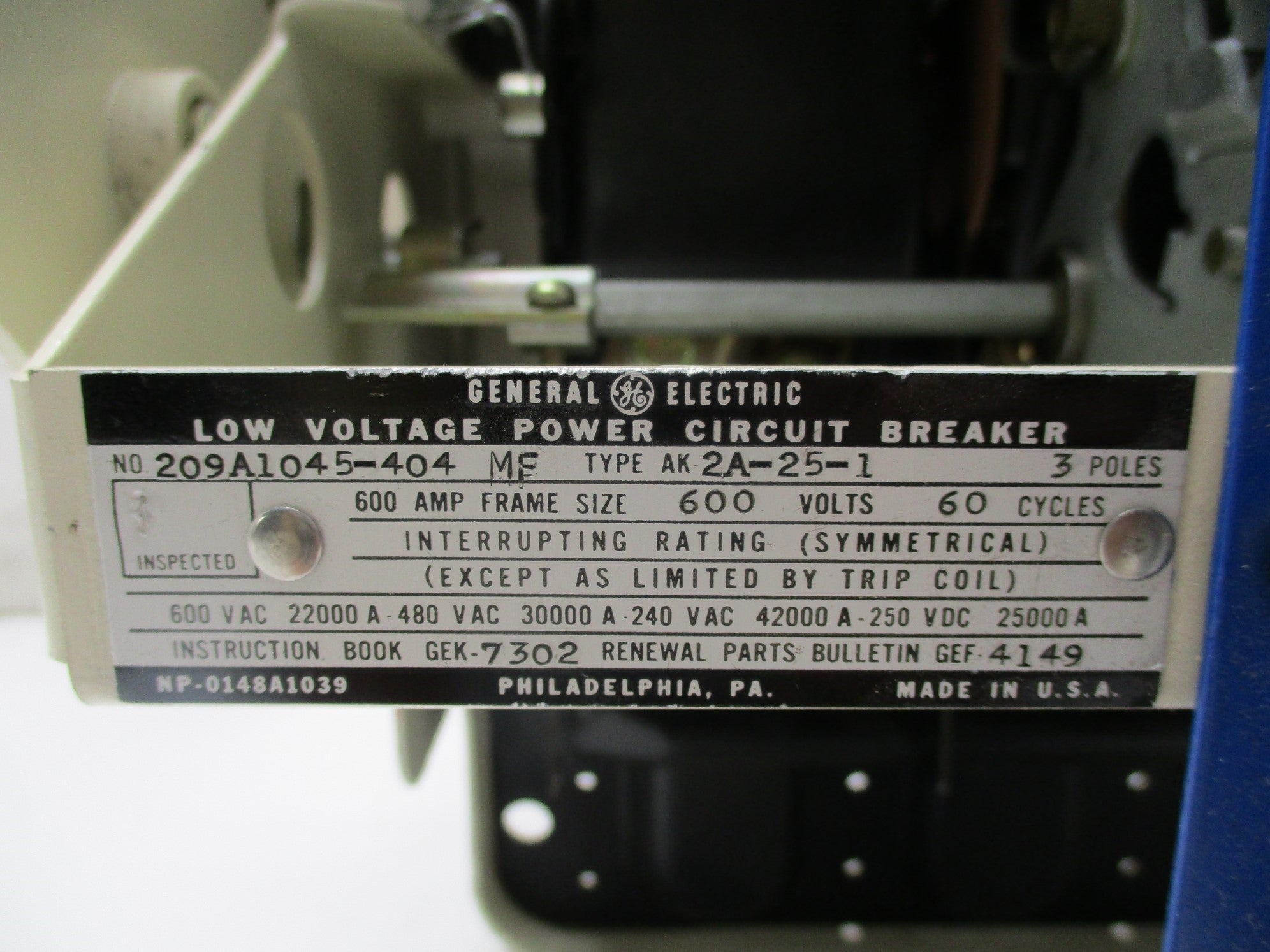 GENERAL ELECTRIC 209A1045-404-MF AK2A-25-1 600A 600V (AS PICTURED) REMAN