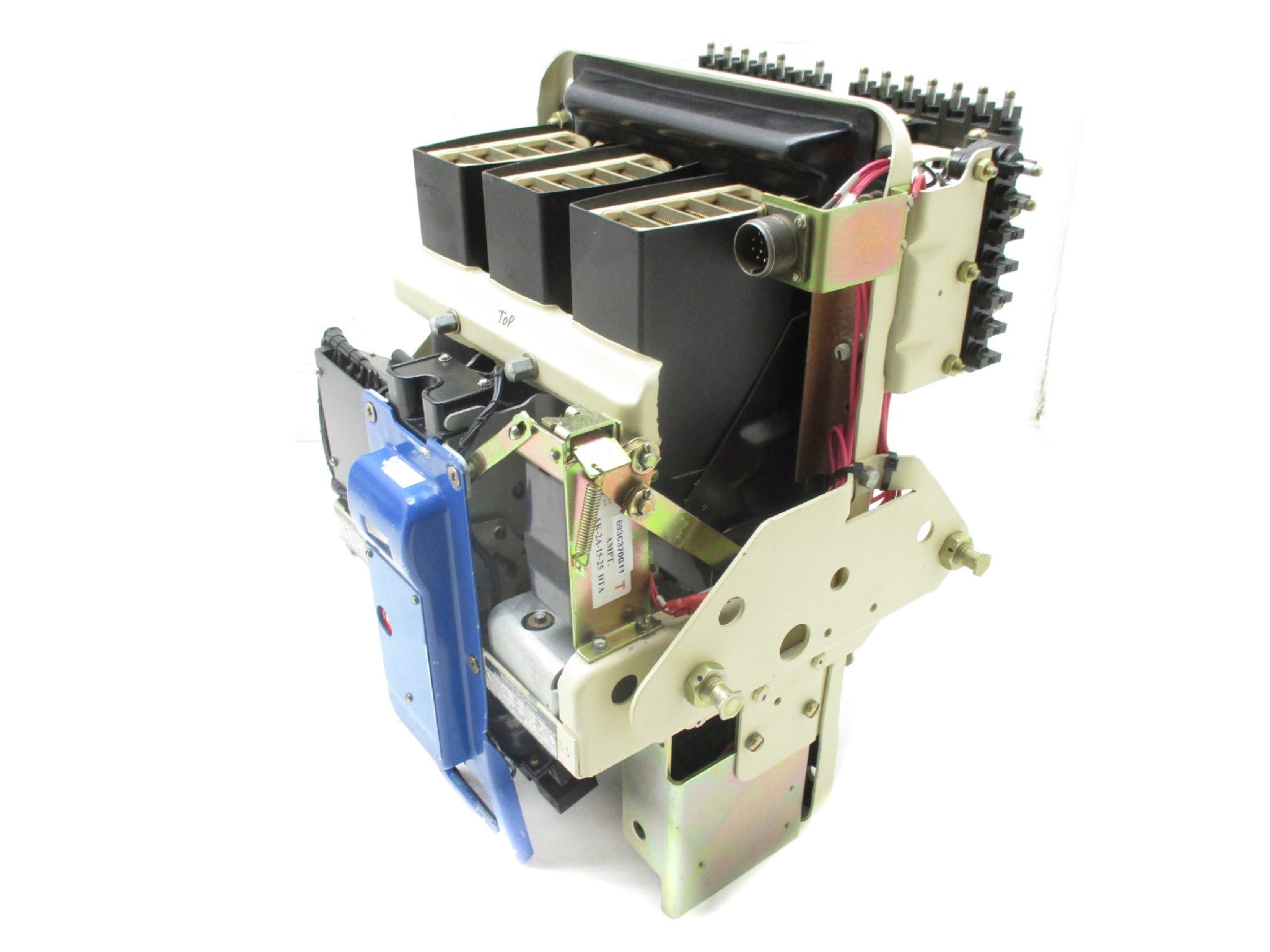 GENERAL ELECTRIC 209A1555-309-LF AK2A-25-1 600A 600V (AS PICTURED) REMAN