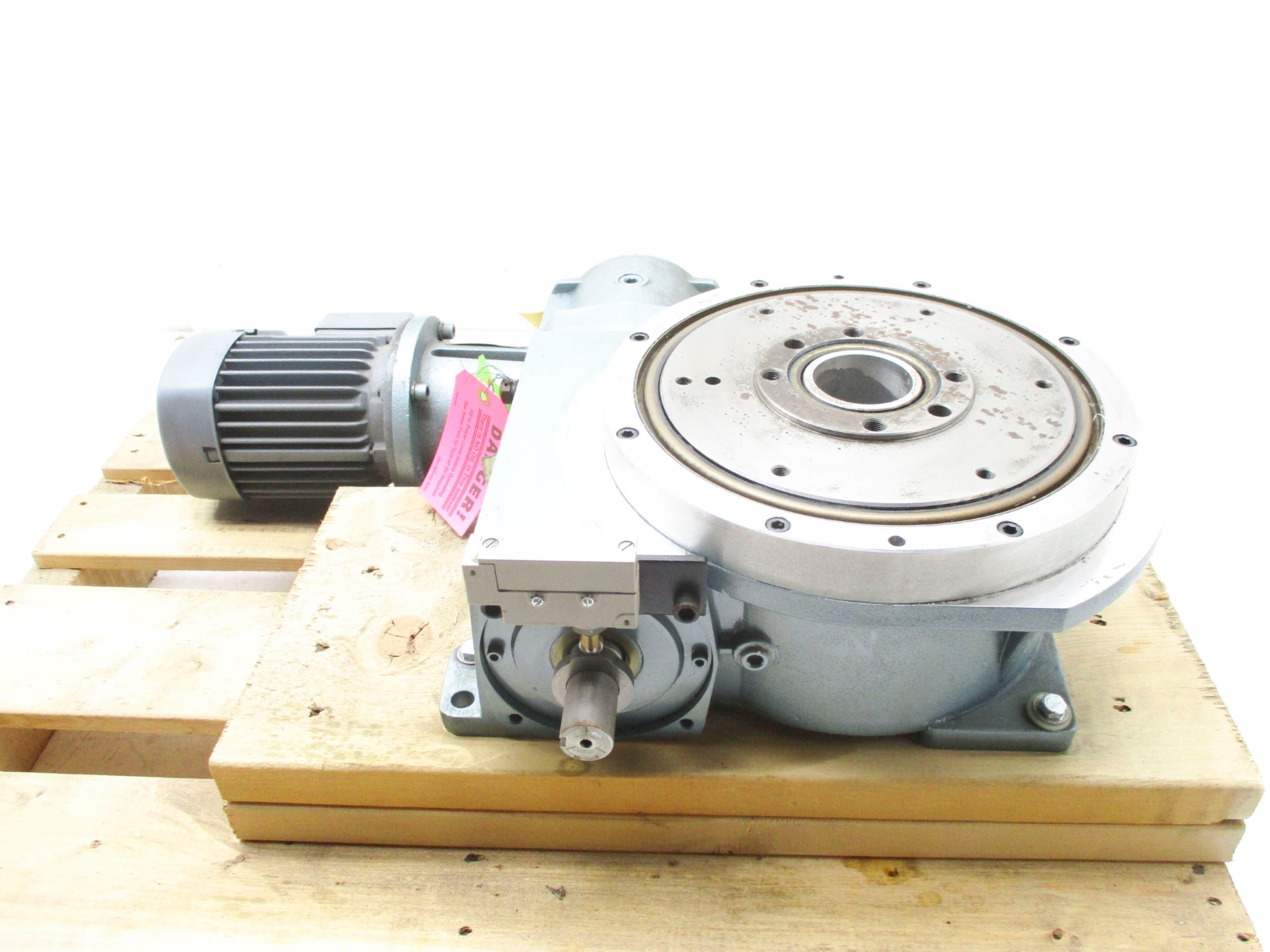 CAMCO 902RDM4H32-330 NSNP