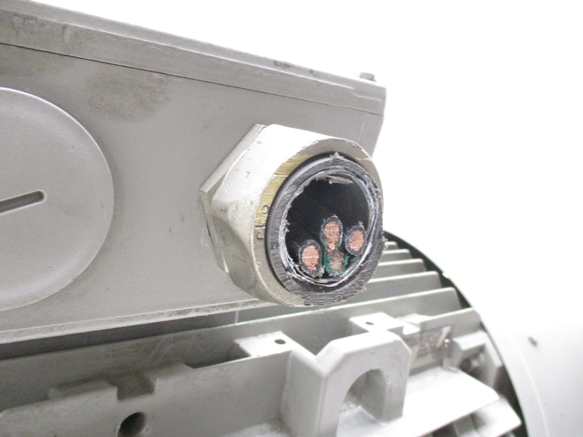 SIEMENS 1LA52234AA96-Z T6D 038 1R00 B1 UNMP