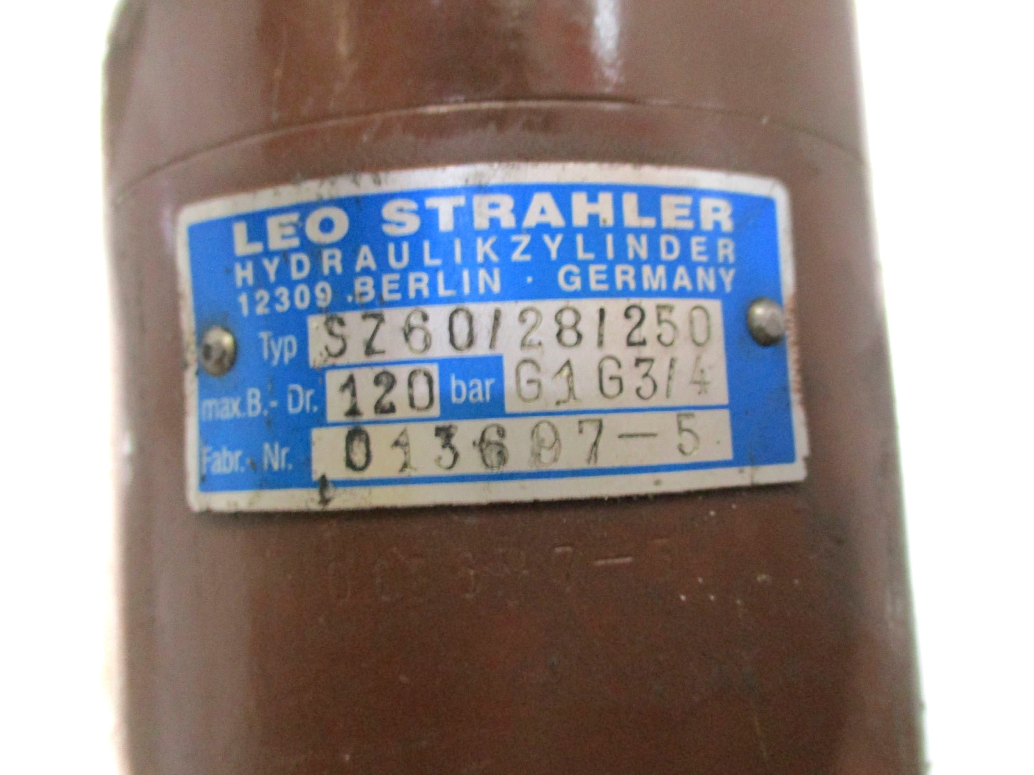 LEO STRAHLER SZ60/28/250 NSNP