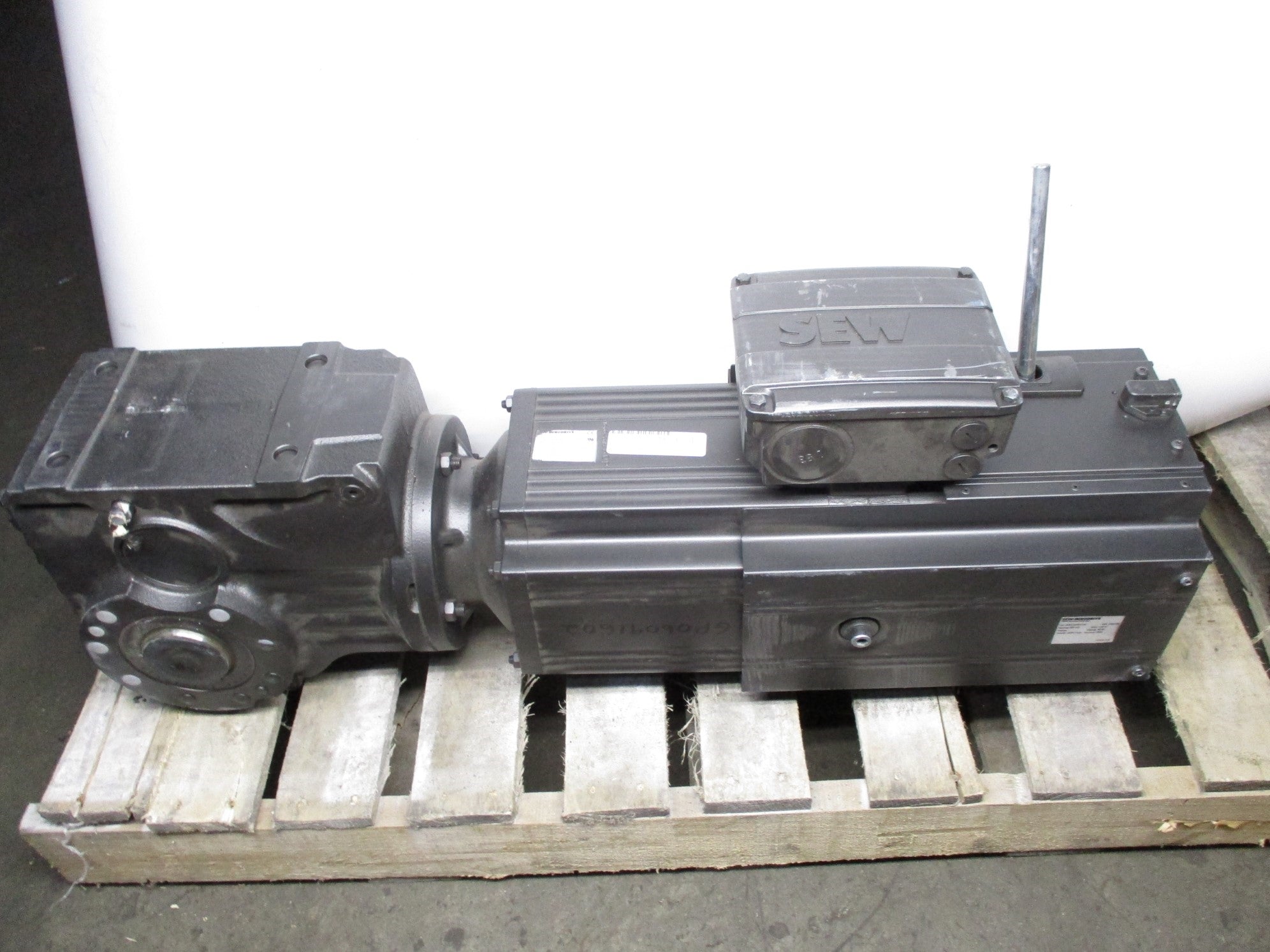 SEW-EURODRIVE KH77 CMP112M/BY/HR/KY/VR/RH1M/KK NSNP