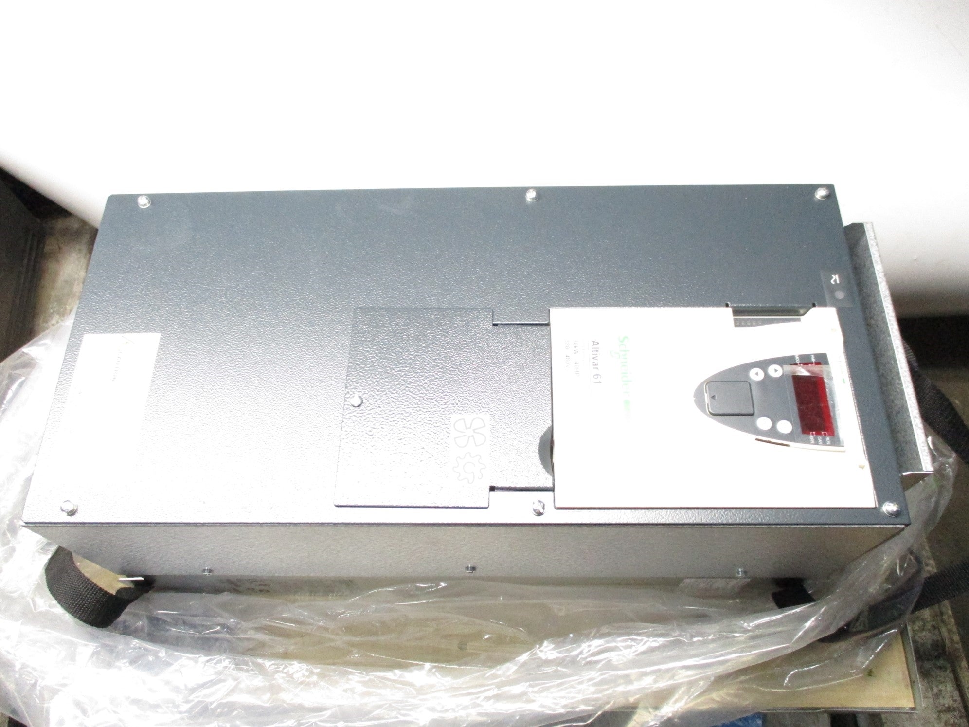 SCHNEIDER ELECTRIC ATV61HD30N4 NSMP
