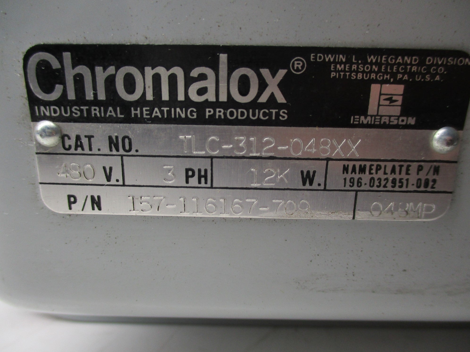 CHROMALOX TLC-312-048XX (AS PICTURED) NSNP