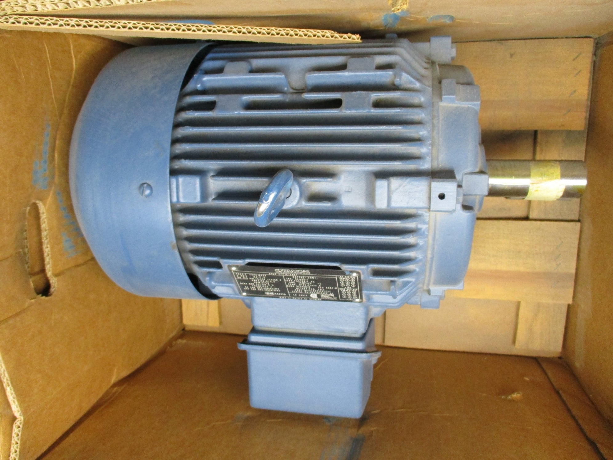 SIEMENS 1LA02134FP21 NSMP