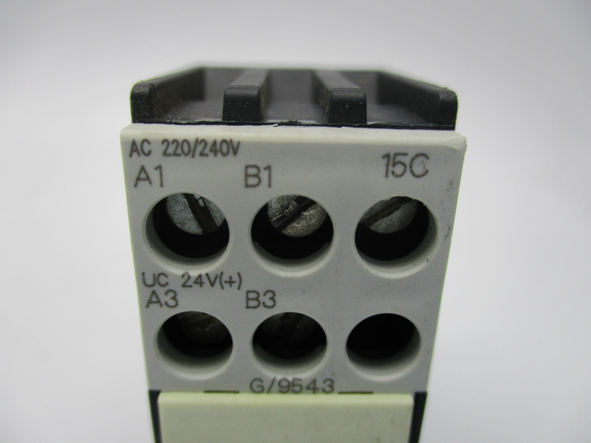 SIEMENS 7PU4620-2AN20 220/240VAC 10S-100H NSNP