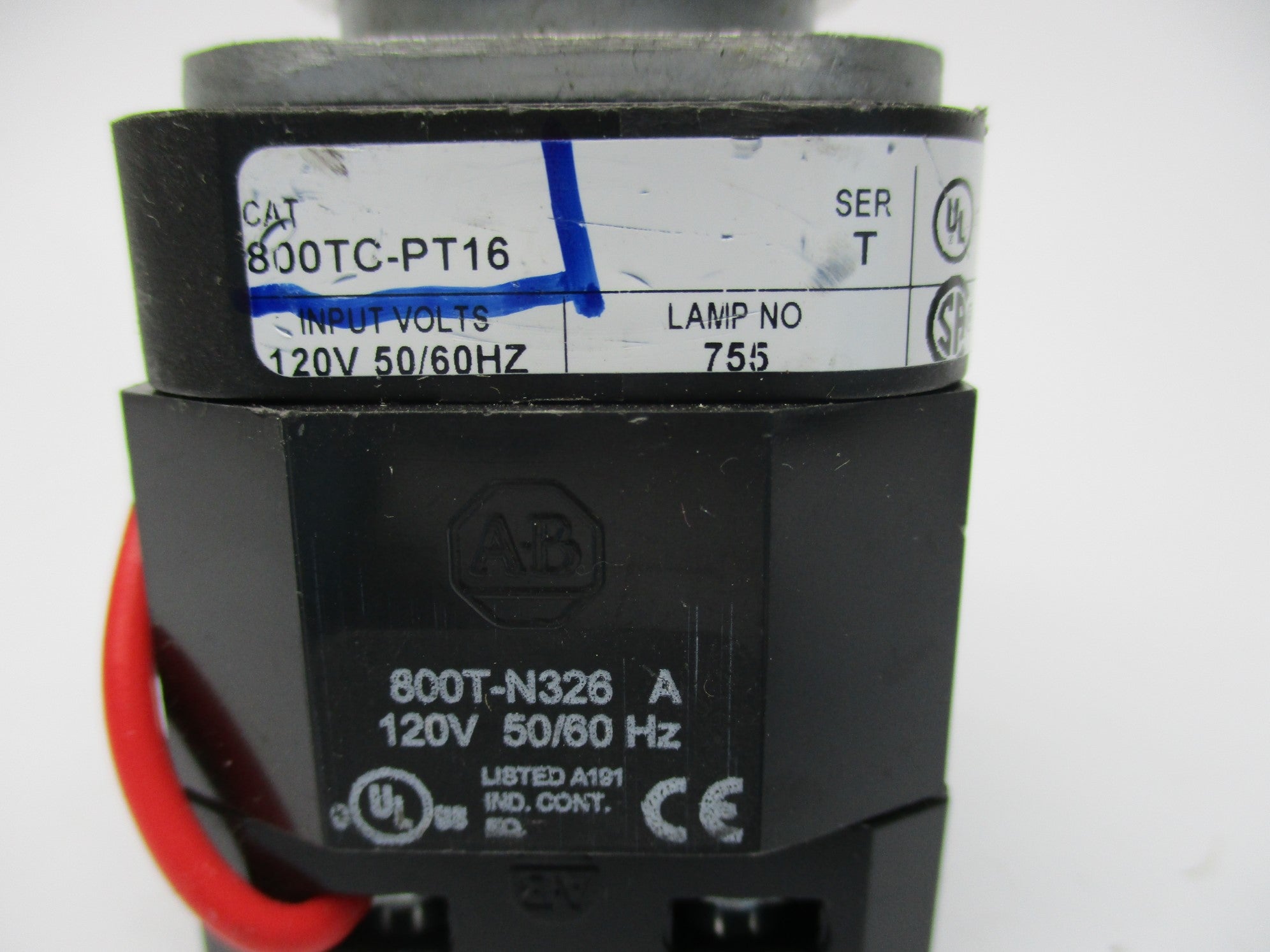 ALLEN BRADLEY 800TC-PT16 SER. T (AS PICTURED) UNMP