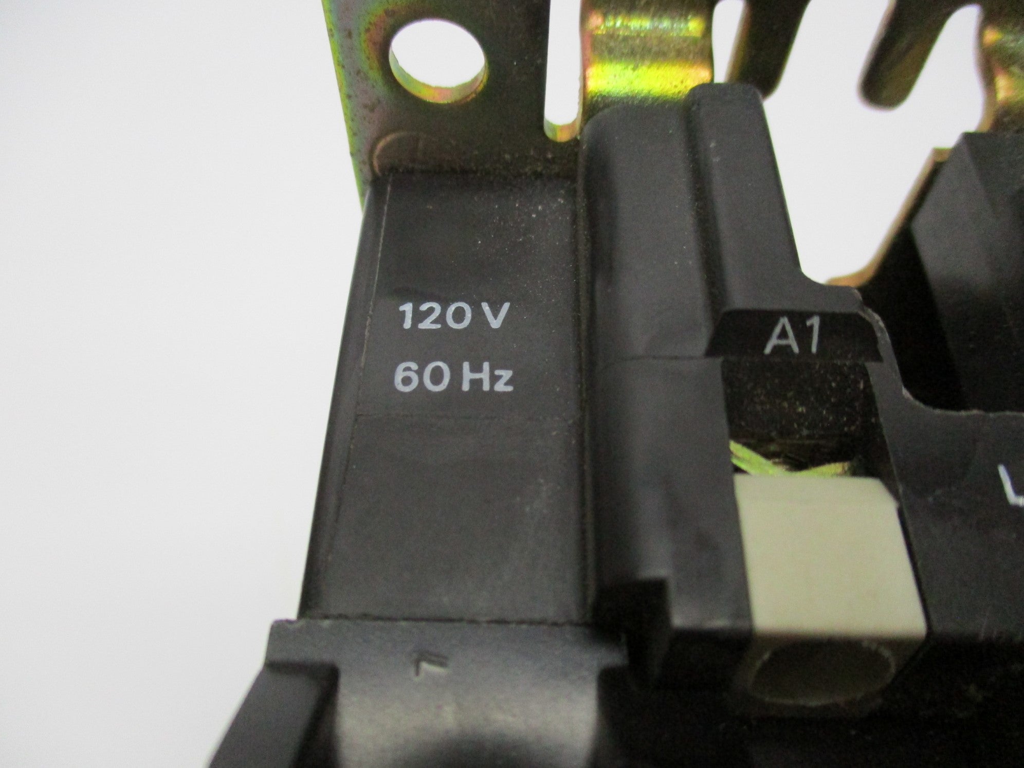 TELEMECANIQUE LC2D4011 120V UNMP