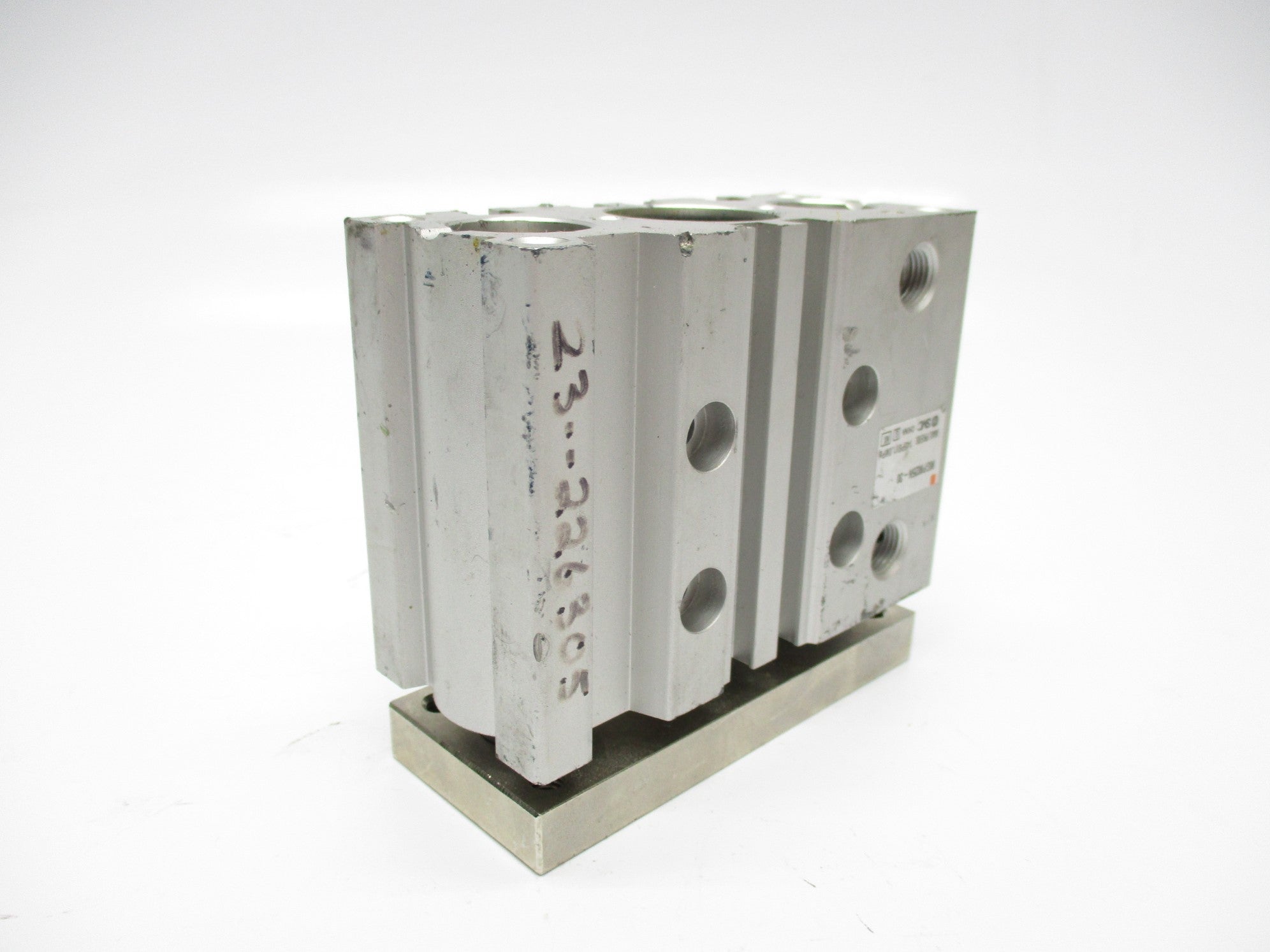 SMC MGPM25N-30 145PSI (AS PICTURED) NSNP