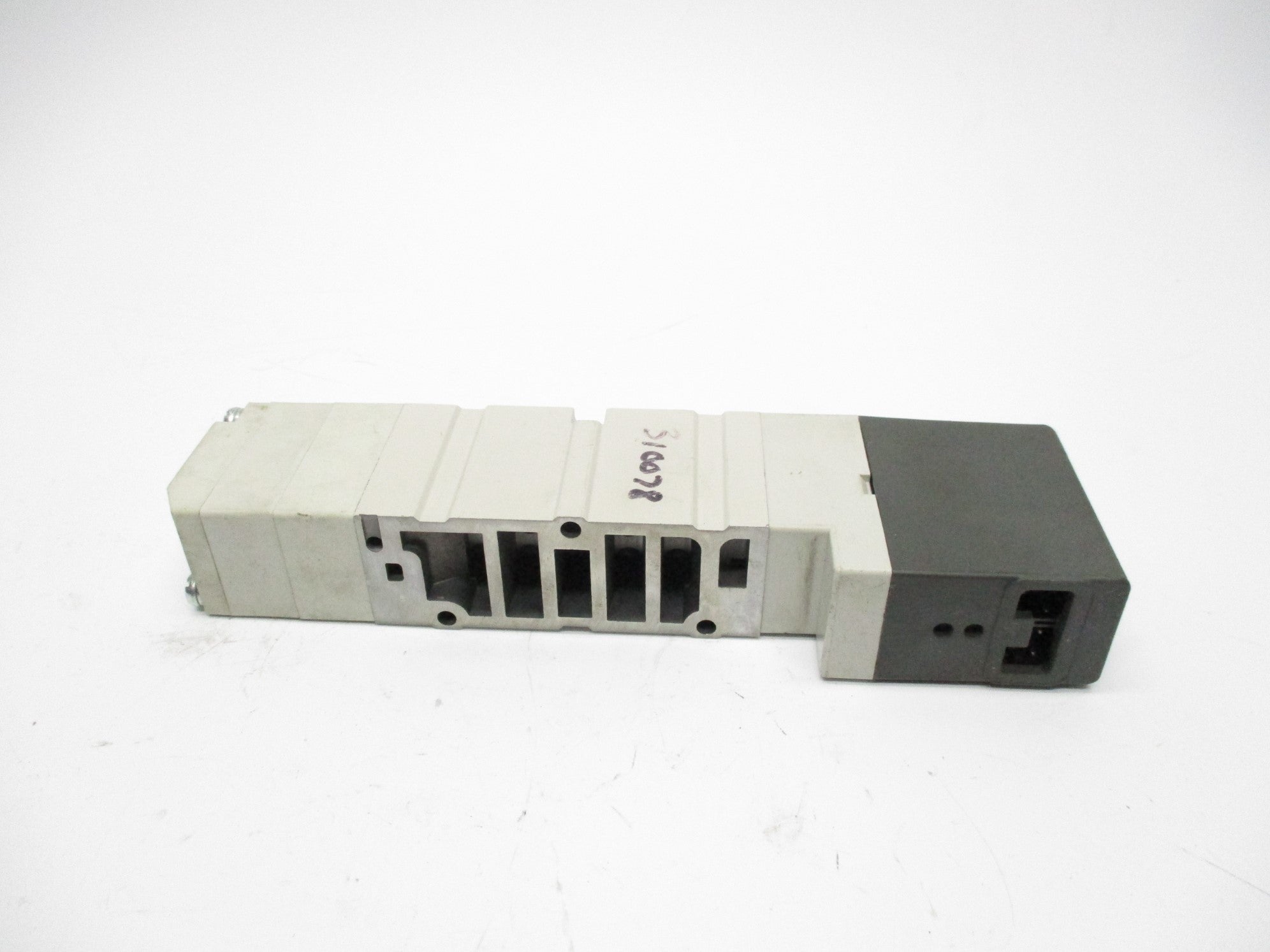 SMC VQ4400-5W UNMP