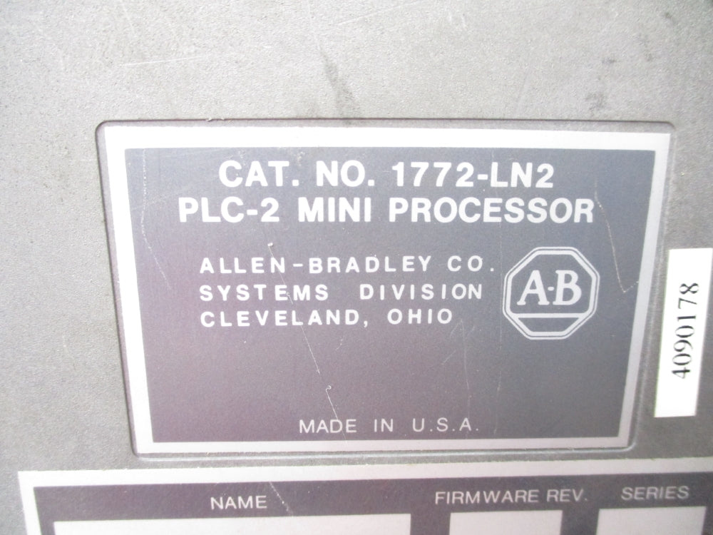 ALLEN BRADLEY 1772-LN2 (NO KEY) UNMP