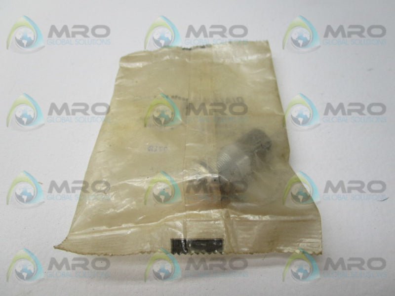DIALIGHT 81-0410-01-303 INDICATOR LIGHT HOLDER SOCKET ASSEMBLY * NEW *