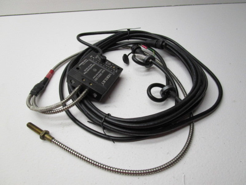TRI-TRONICS CMSWLC-2B25 REGISTRATION MARK SENSOR * USED *