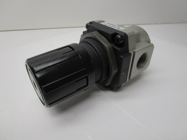 SMC AR4000-04 PNEUMATIC AIR REGULATOR .05-.85MPA * NEW NO BOX *