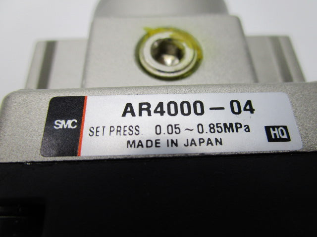 SMC AR4000-04 PNEUMATIC AIR REGULATOR .05-.85MPA * NEW NO BOX *