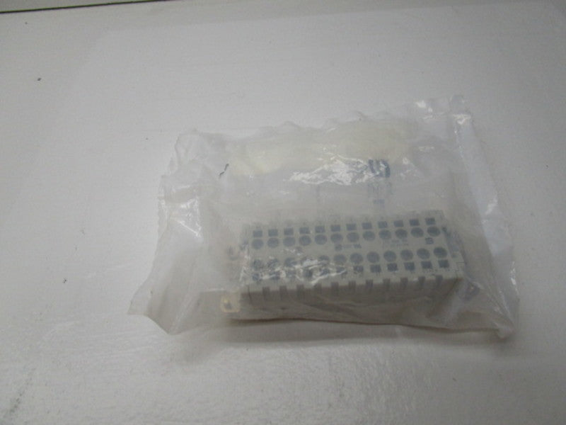 HARTING 09330242716 MOUNTING CONNECTOR * NEW IN FACTORY BAG *