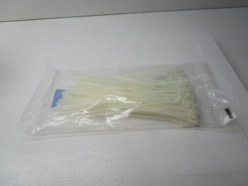 THOMAS & BETTS L-8-40-9-C CABLE TIE * NEW IN FACTORY BAG *