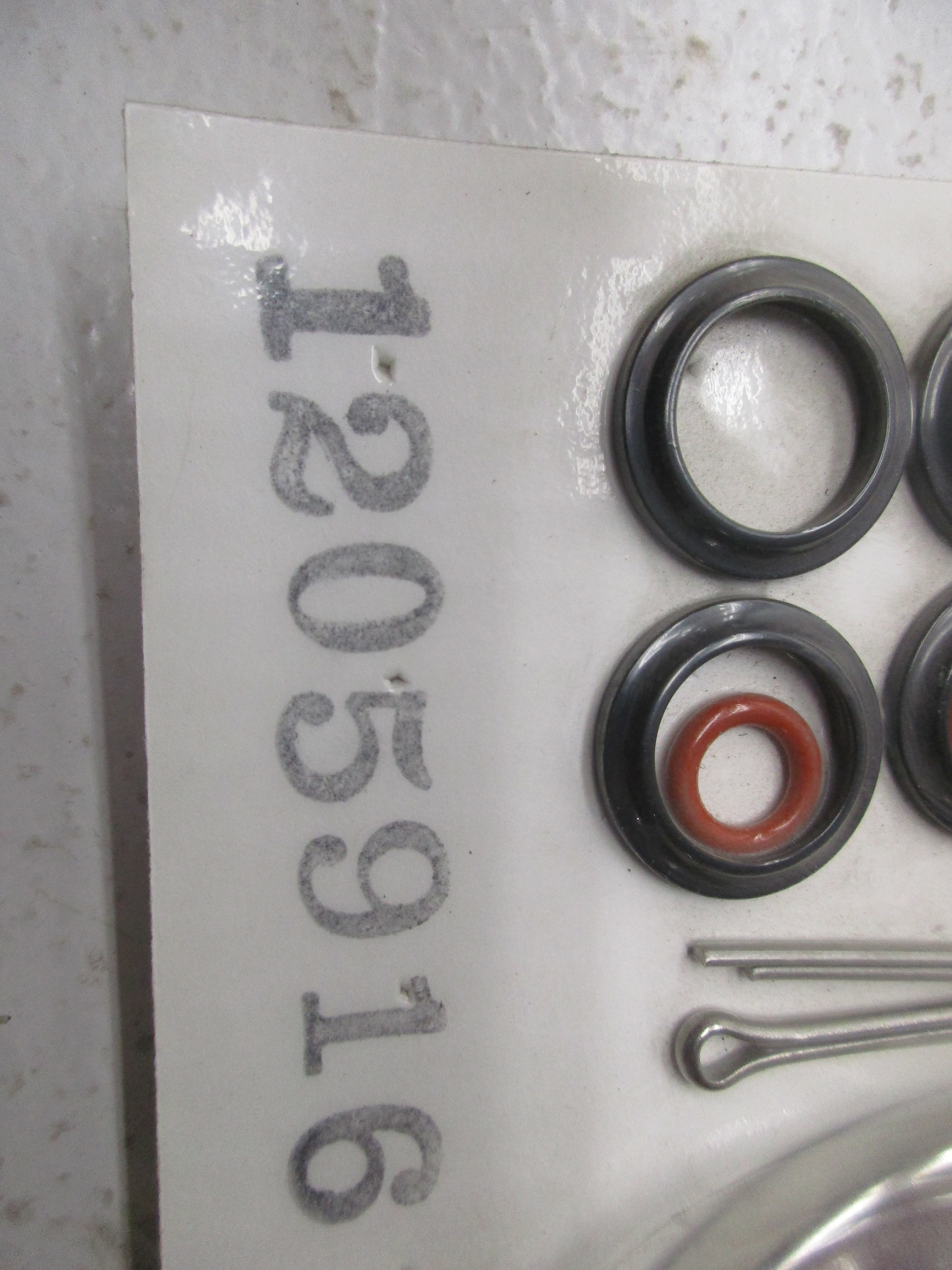 INDUSTRIAL MRO 1205916 REPAIR KIT * NEW IN ORIGINAL PACKAGE *