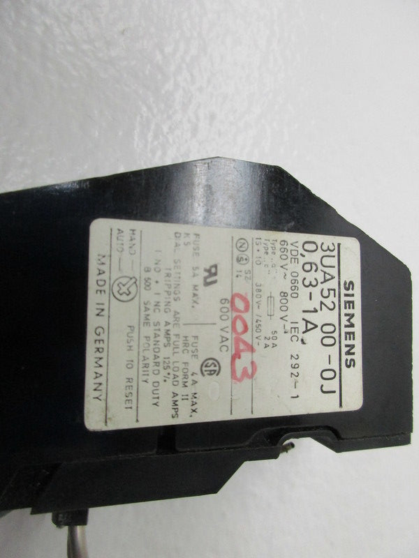 SIEMENS 3UA5200-0J OVERLOAD RELAY 0,63-1A UNMP