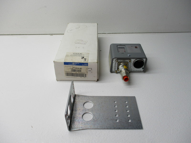 JOHNSON CONTROLS P72CA-8C NSMP